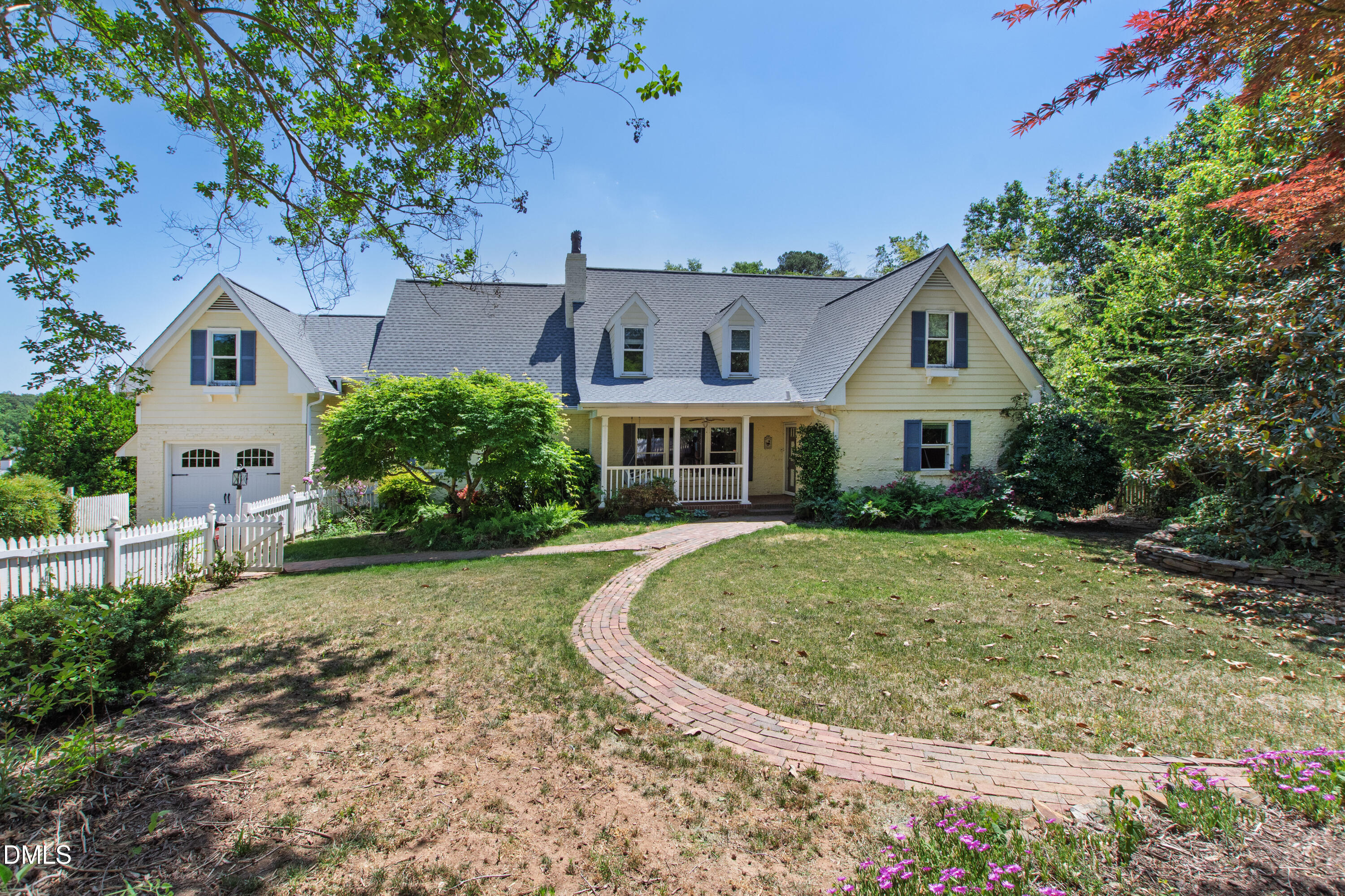 821 Lake Boone Trail