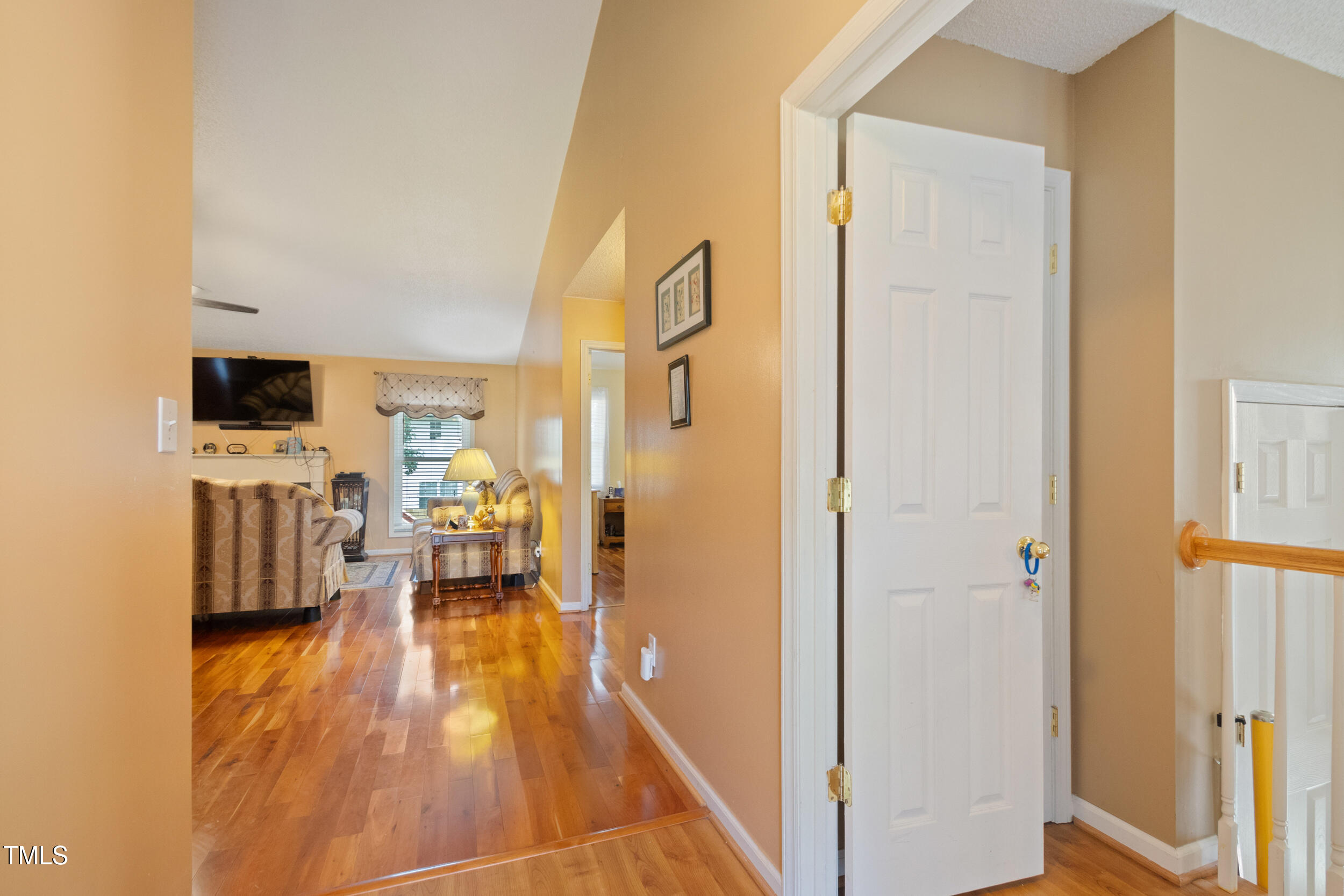 1401 Burchcrest Drive