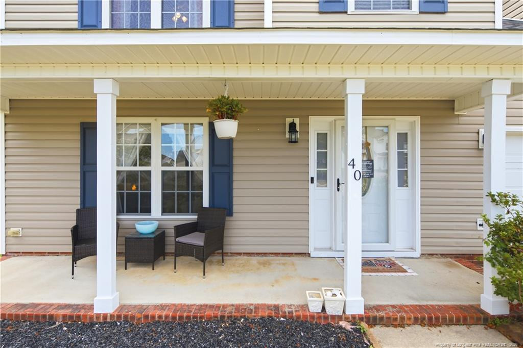 40 Dover Court E