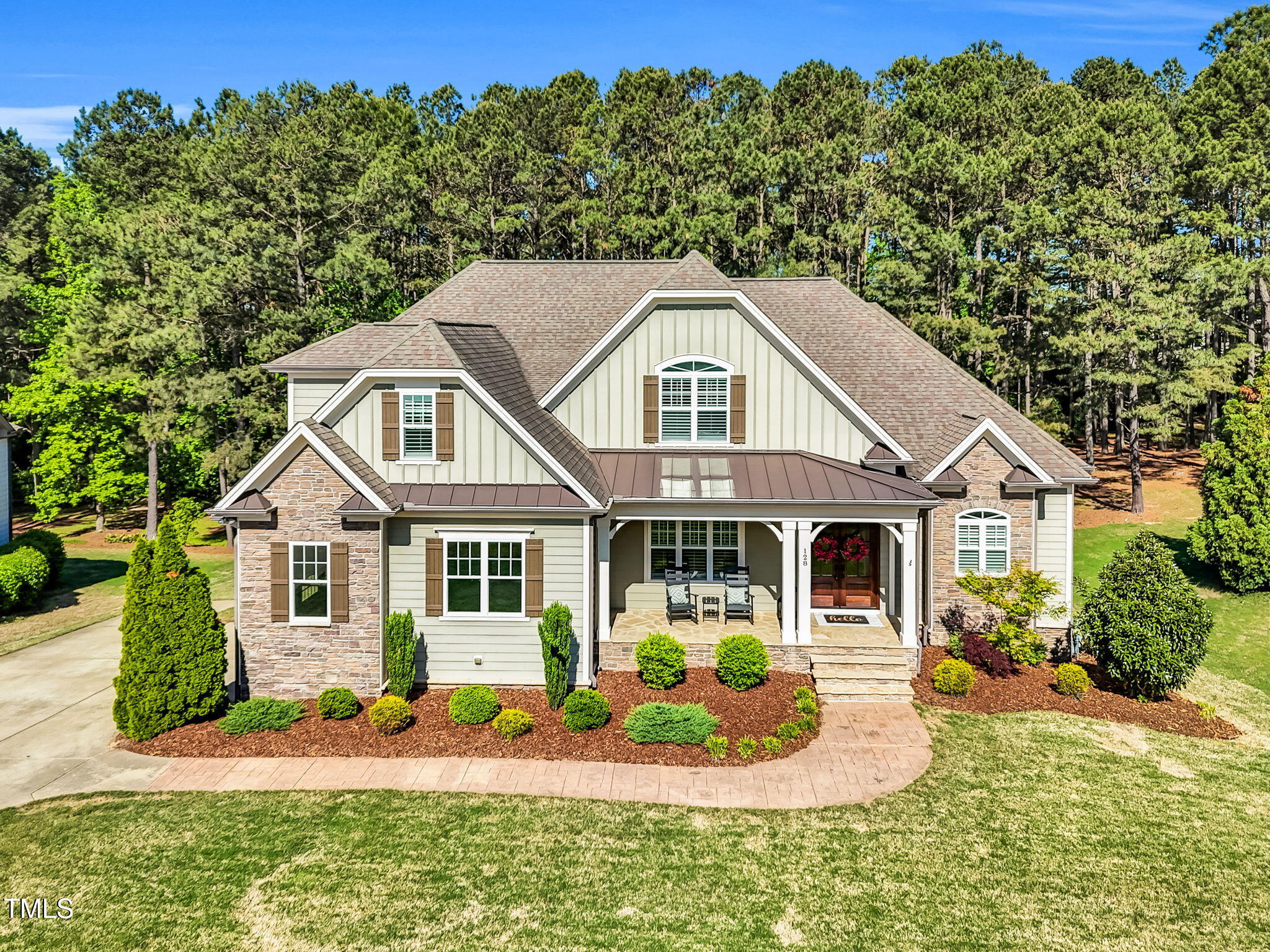 128 Paraggi Court