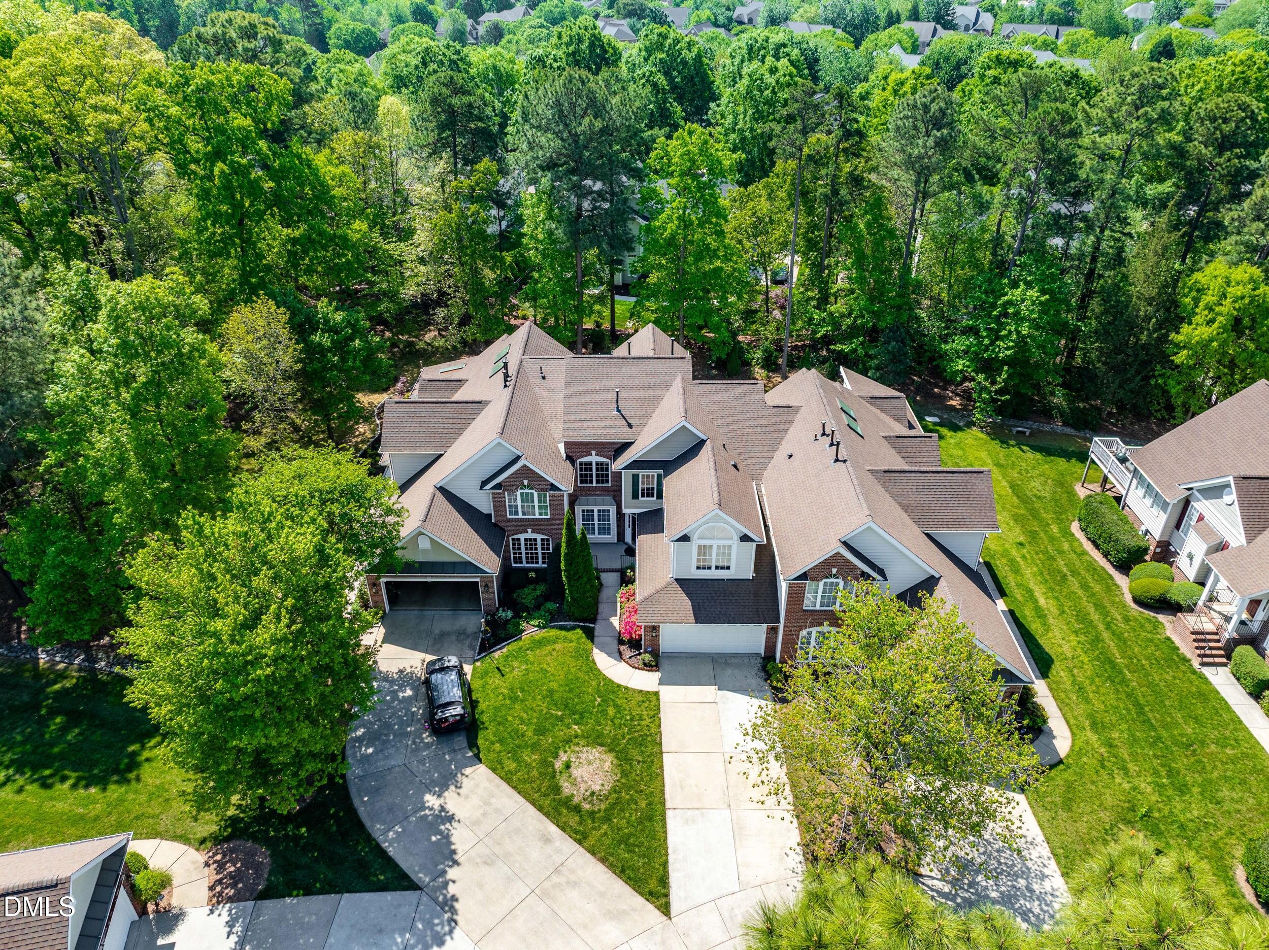 9113 White Eagle Court