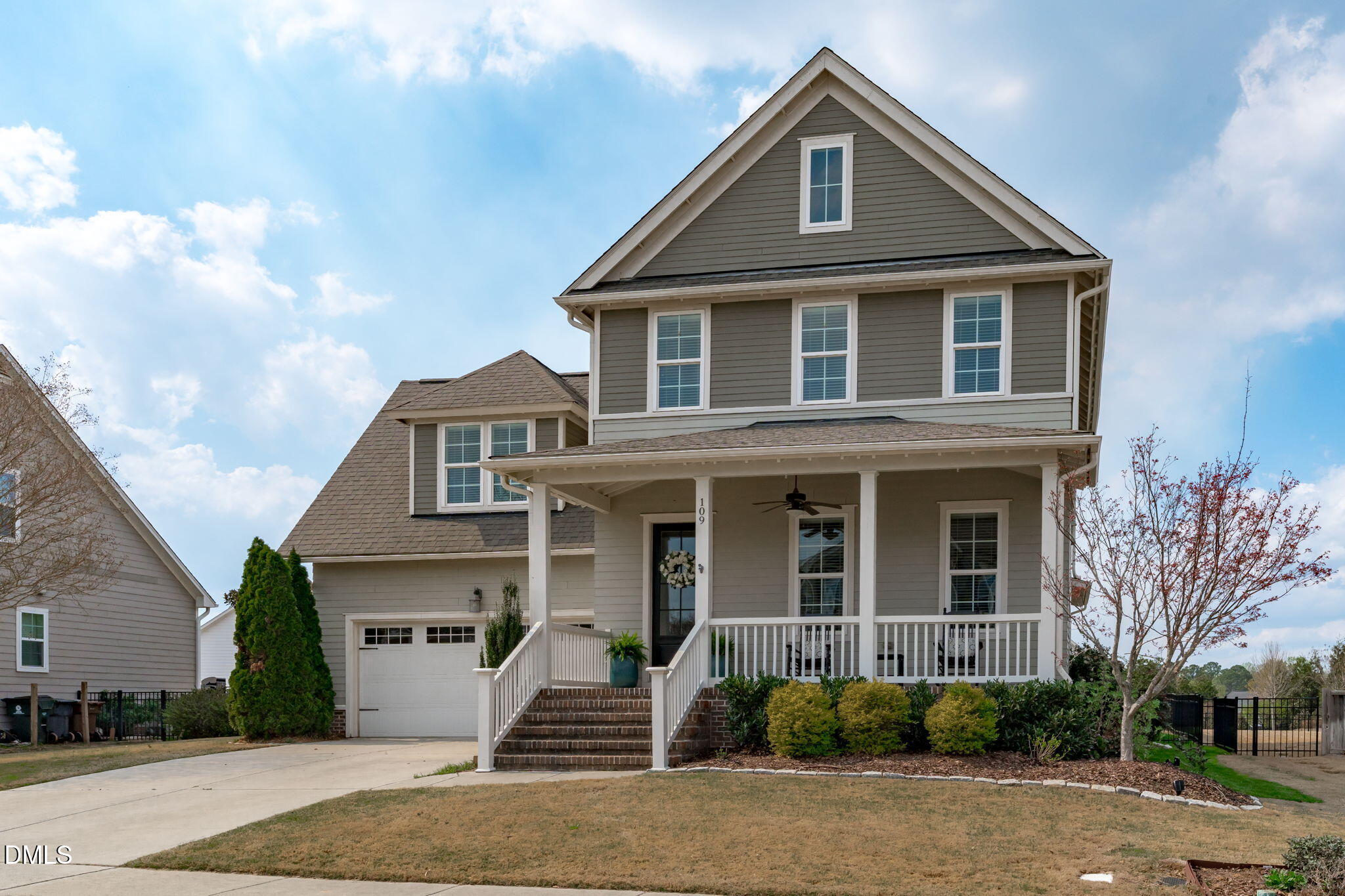 109 Split Trunk Path