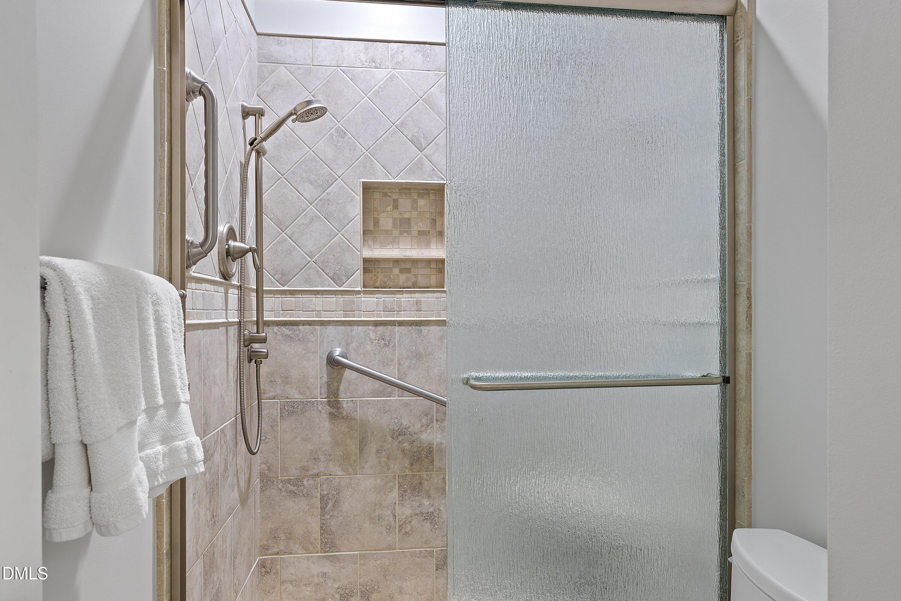 Raleigh, North Carolina 27615, United States, 4 Bedrooms Bedrooms, ,3 BathroomsBathrooms,Residential,Pending,246695