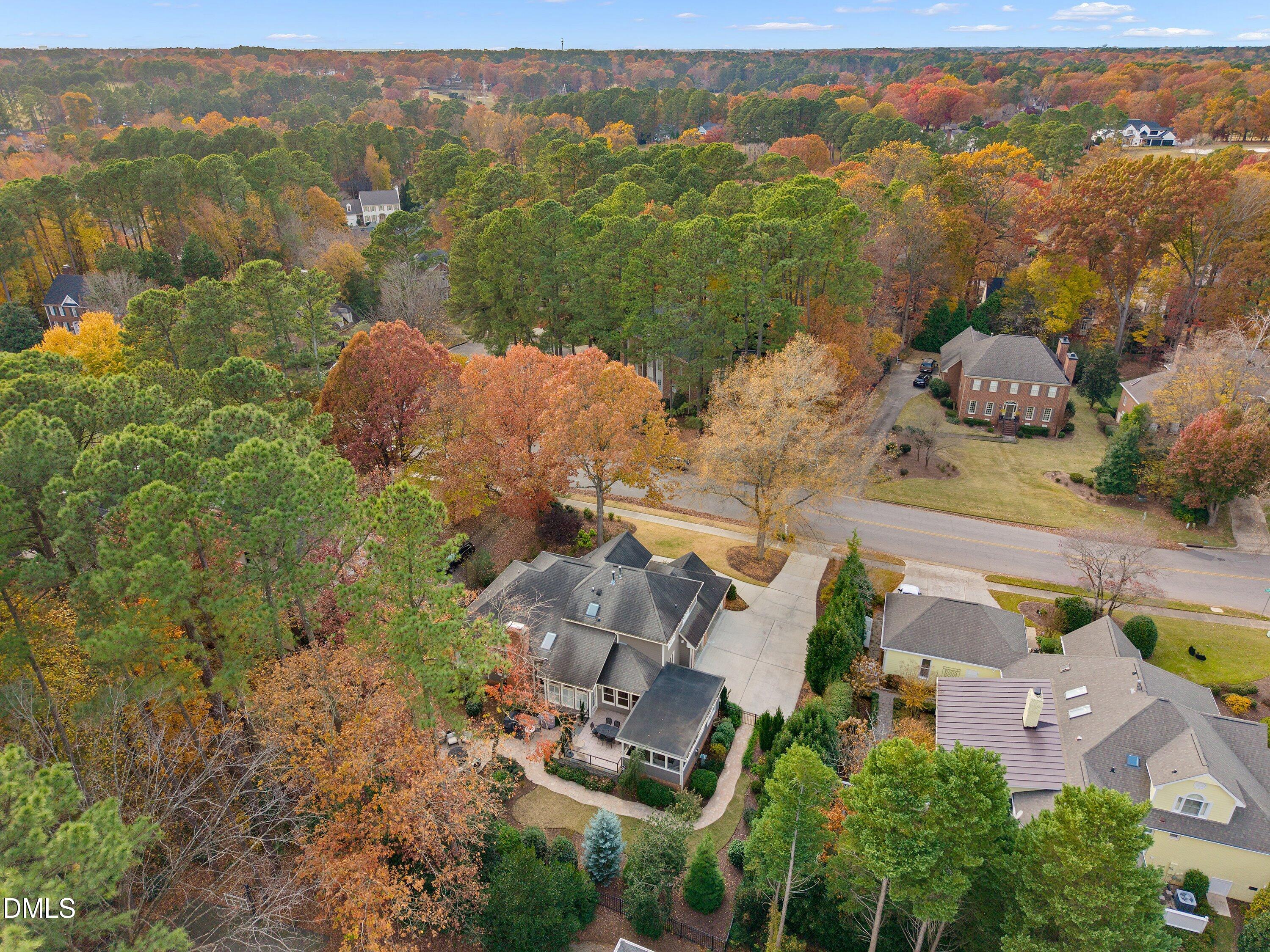 Raleigh, North Carolina 27615, United States, 4 Bedrooms Bedrooms, ,3 BathroomsBathrooms,Residential,Pending,246695