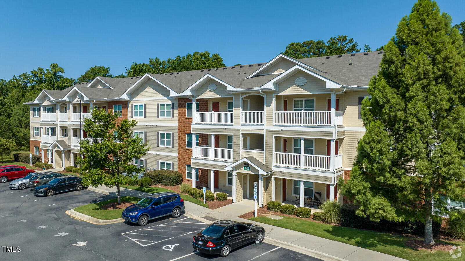 Apex, North Carolina 27502, United States, 1 Bedroom Bedrooms, ,1 BathroomBathrooms,Residential,Active,47270