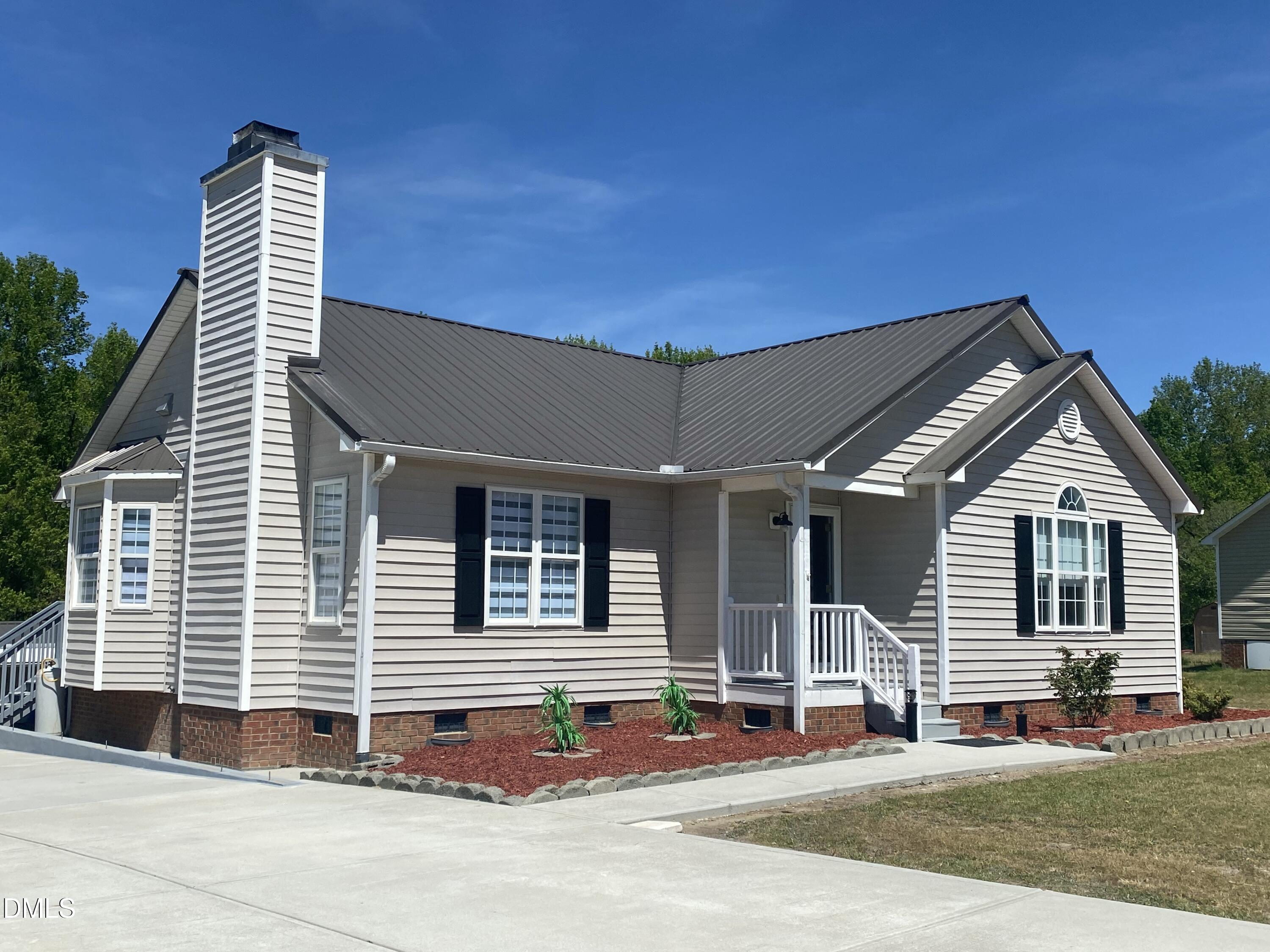 1021 Forest Glen Drive