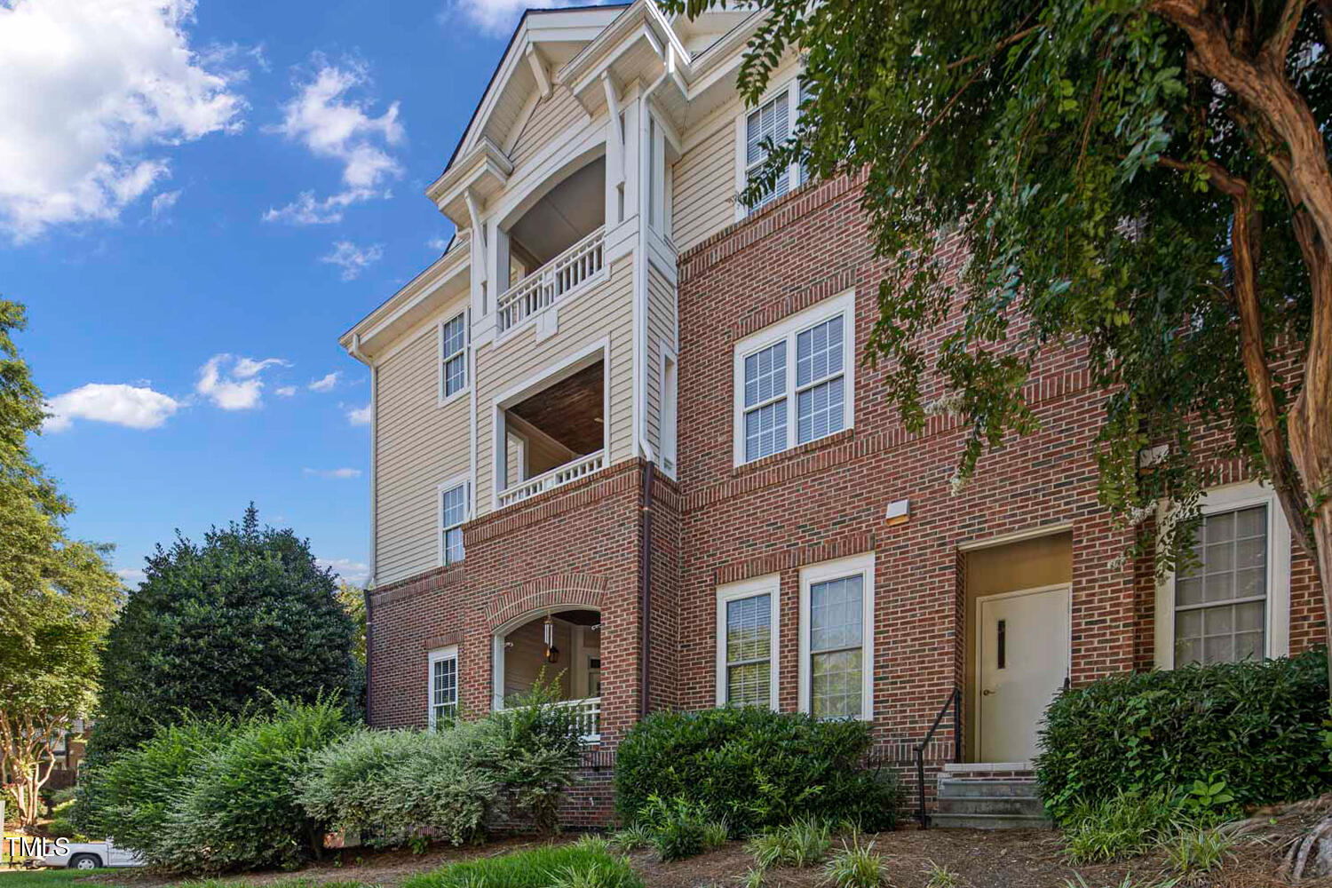 108-203 Northbrook Drive 203