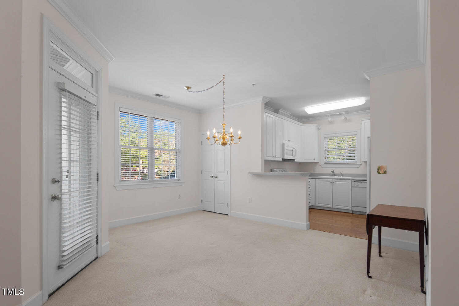 108-203 Northbrook Drive 203
