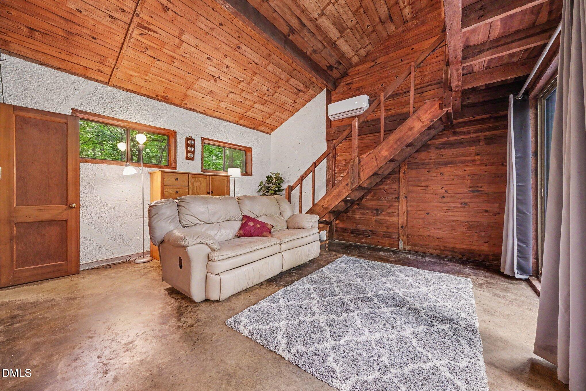 179 Hickory Pond Road