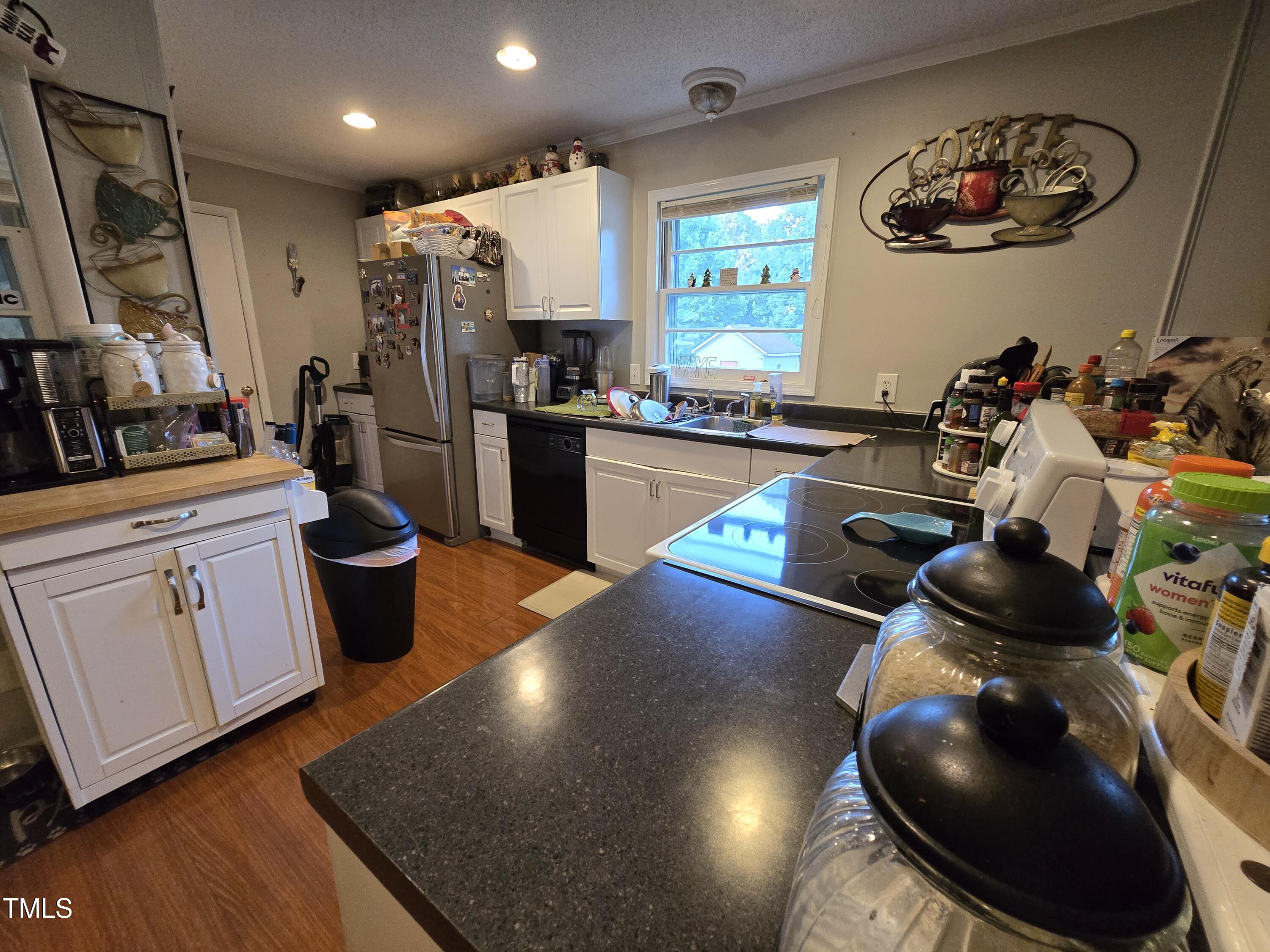 6009 Woodcrest Drive