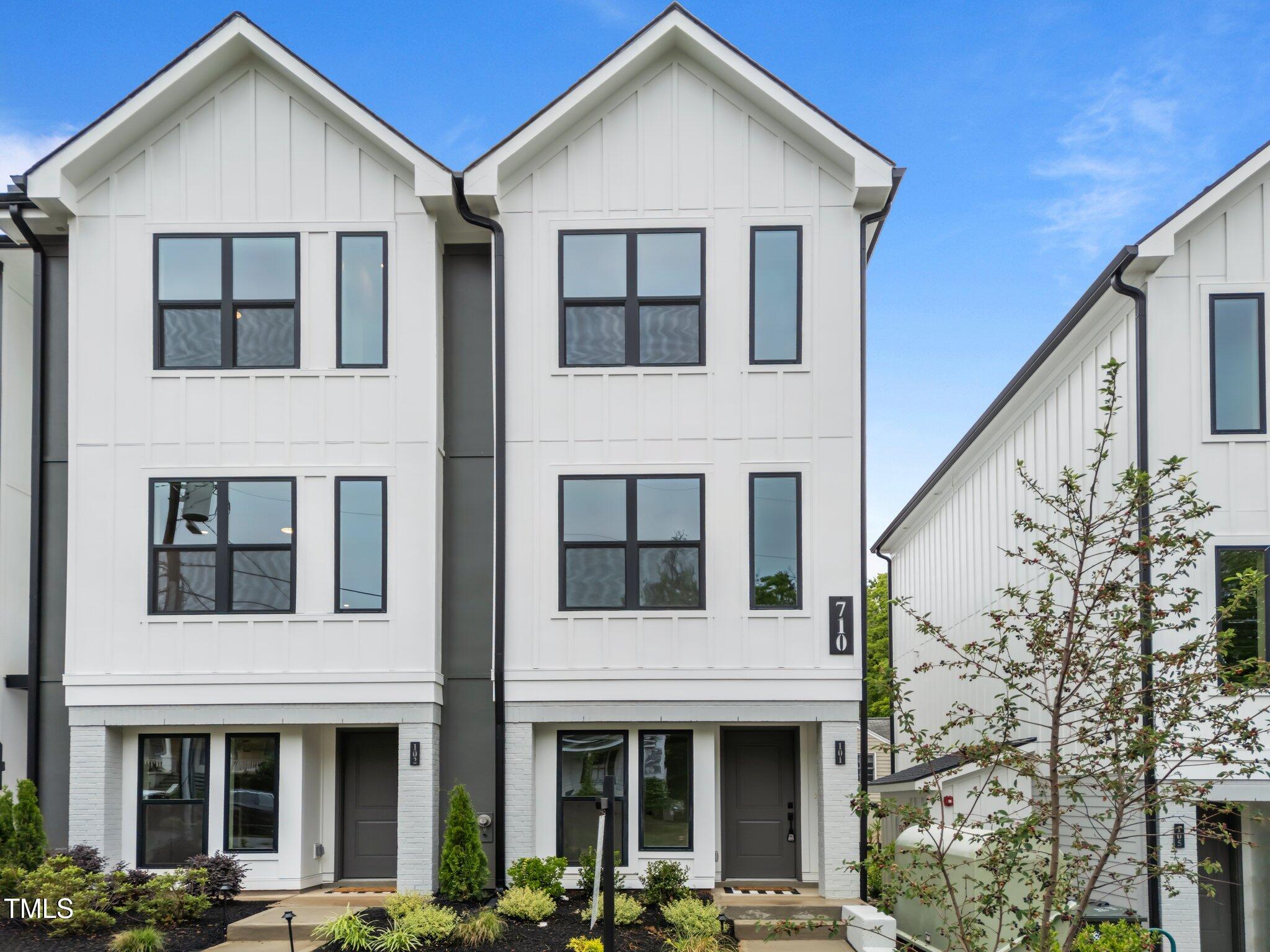 710 W North Street 101