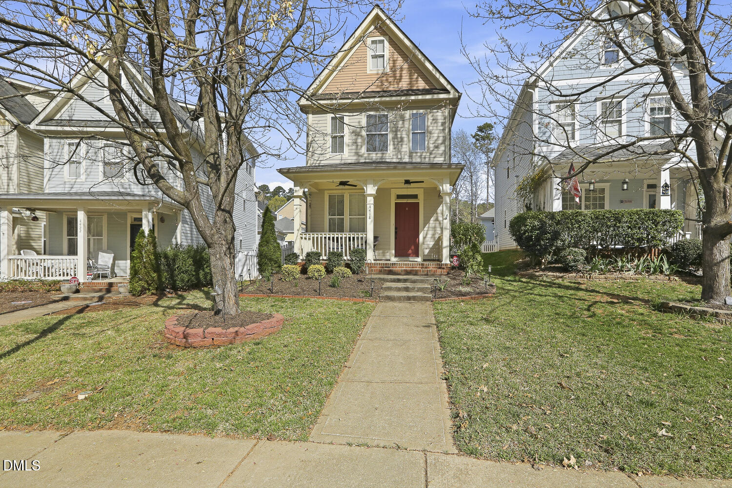 4418 Crystal Breeze Street