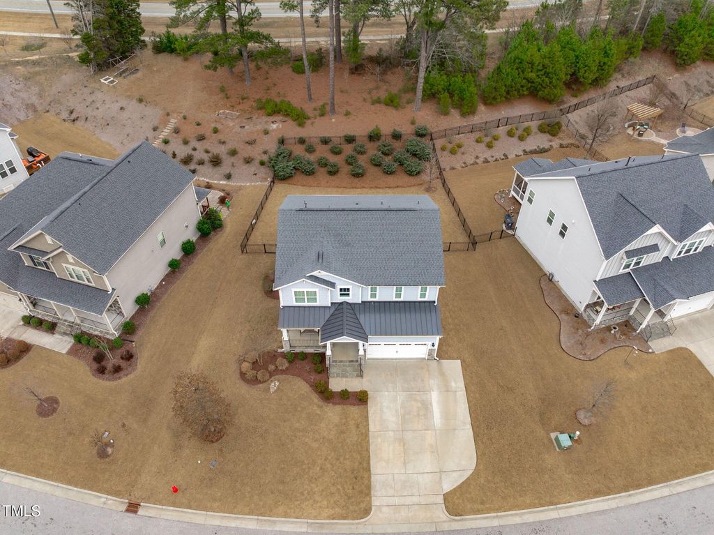 listing image 44
