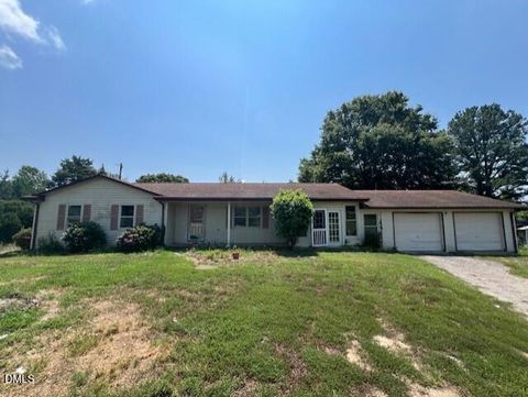 518 Goodman Road Pelham NC 27311