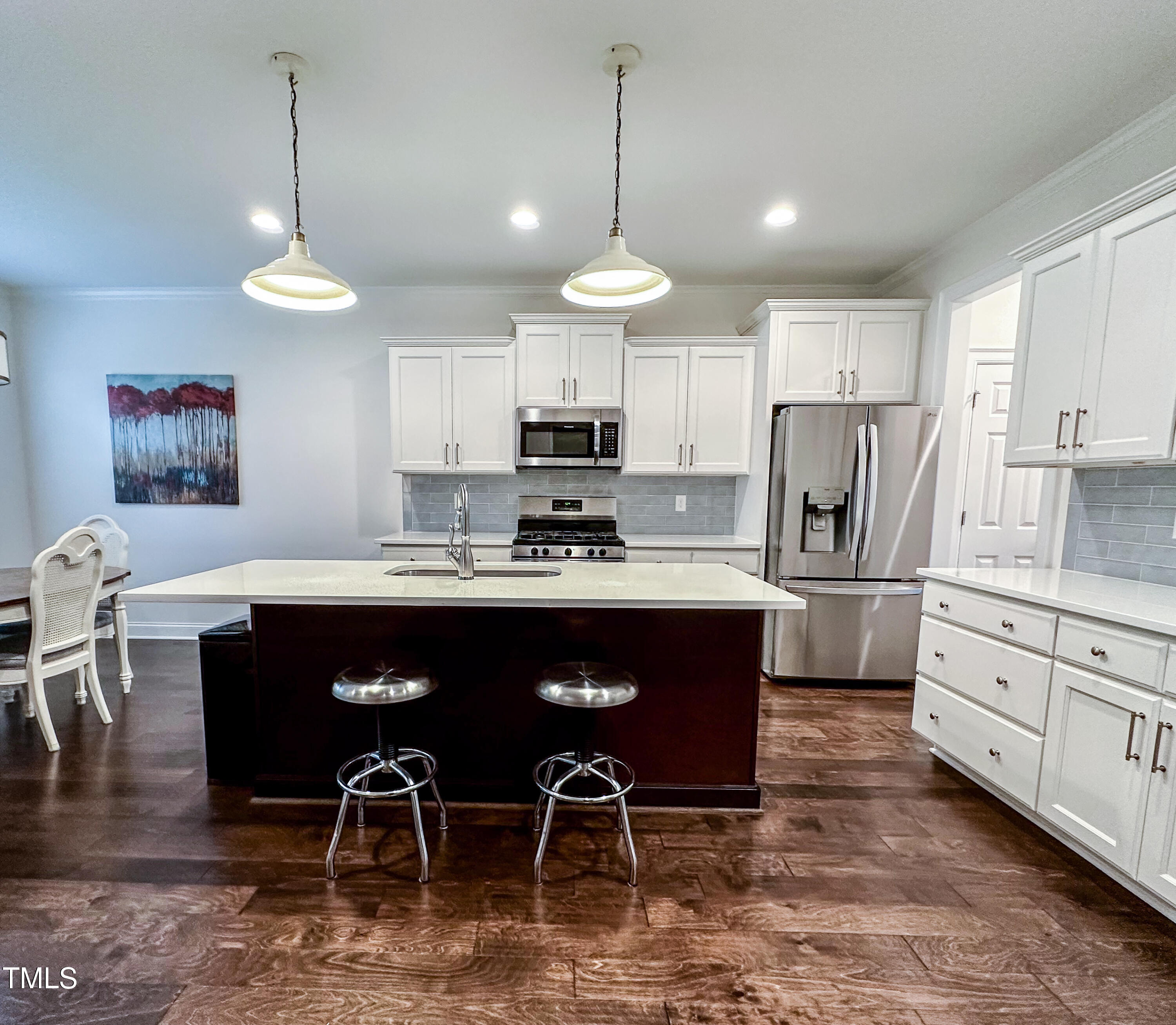 409 Eagle Court