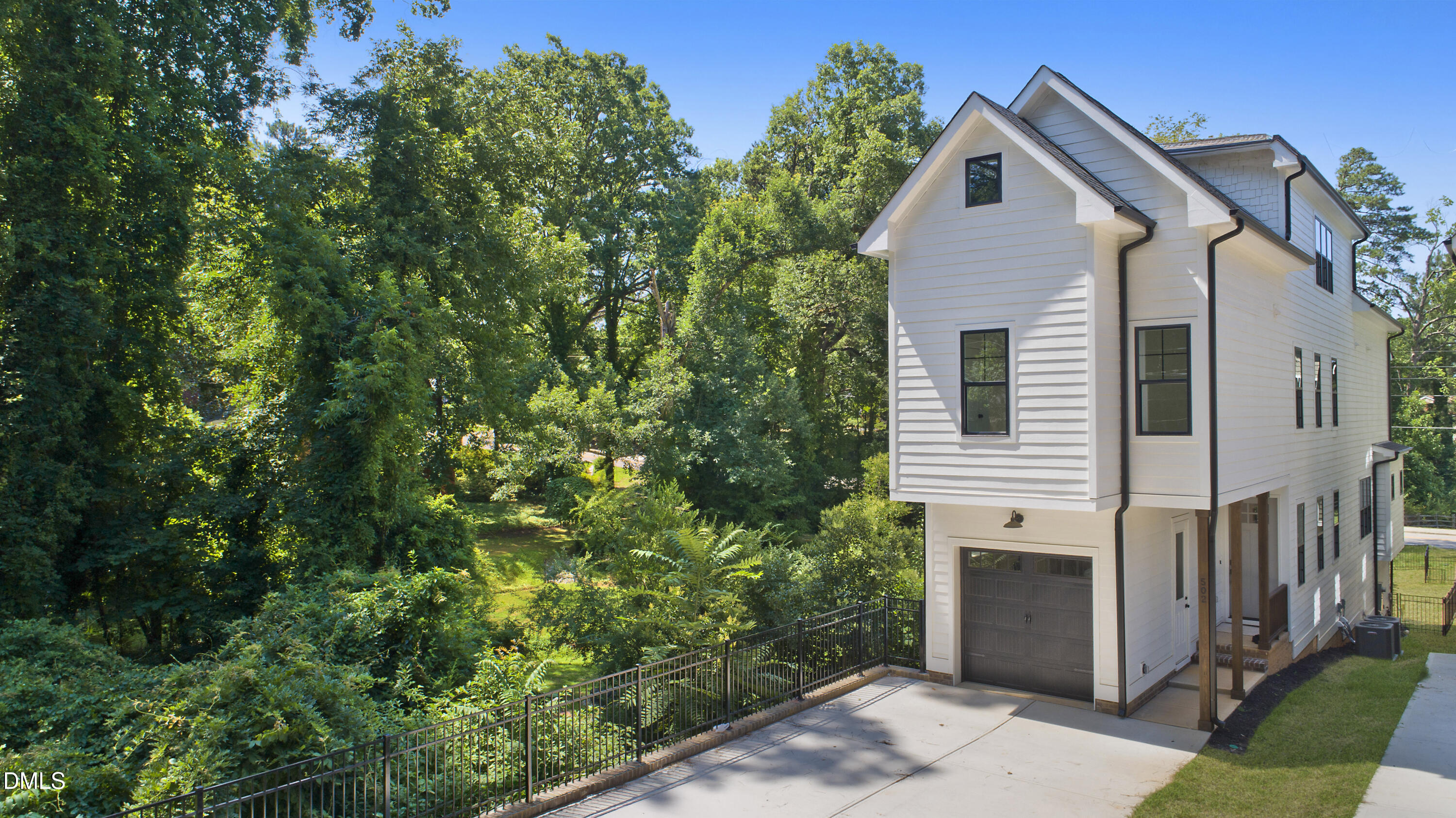 502 W Chatham Street
