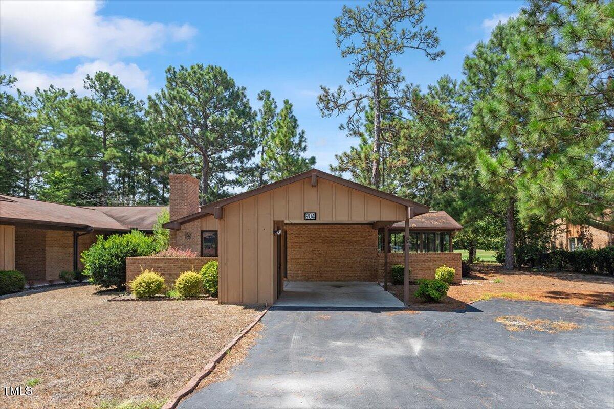 904 Satinwood Court
