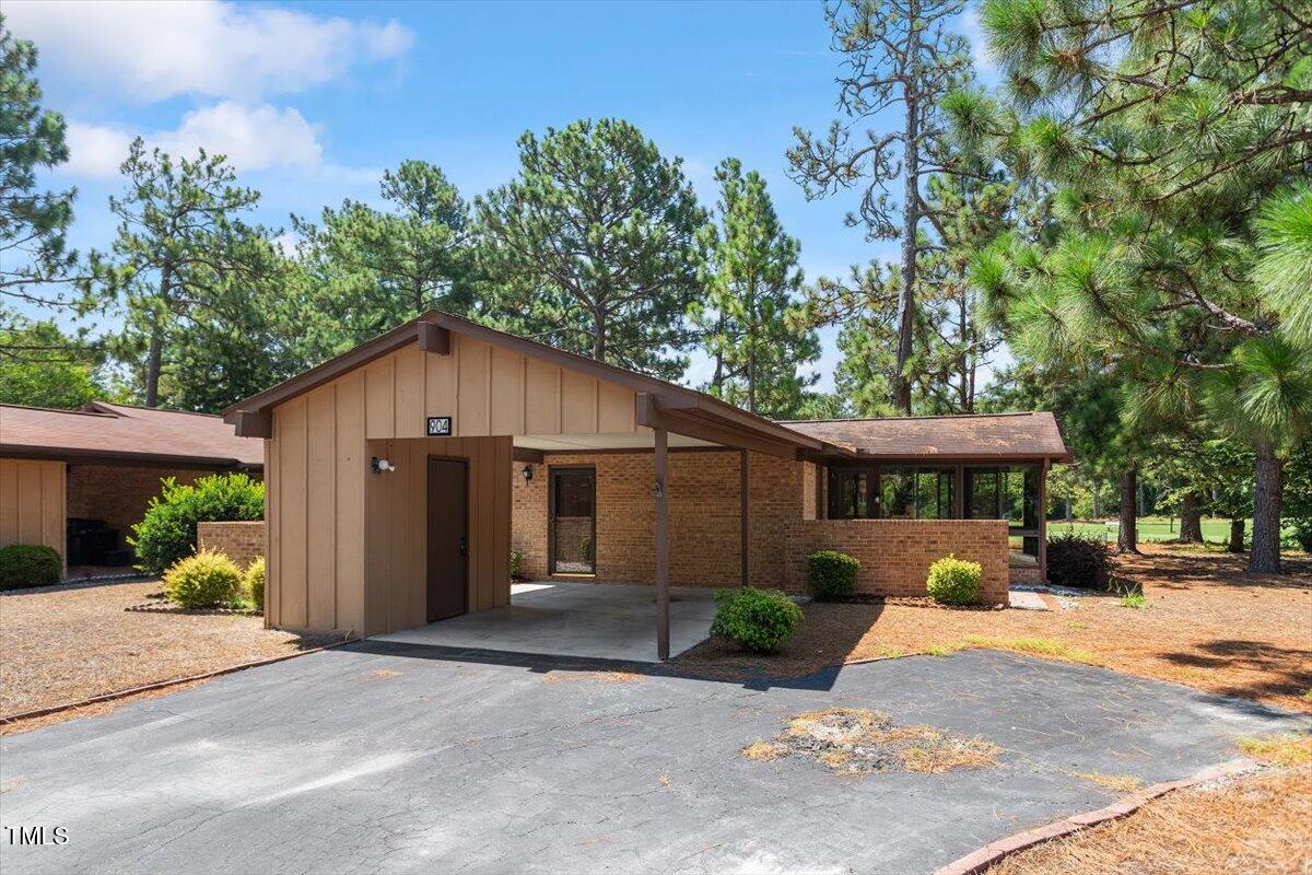 904 Satinwood Court