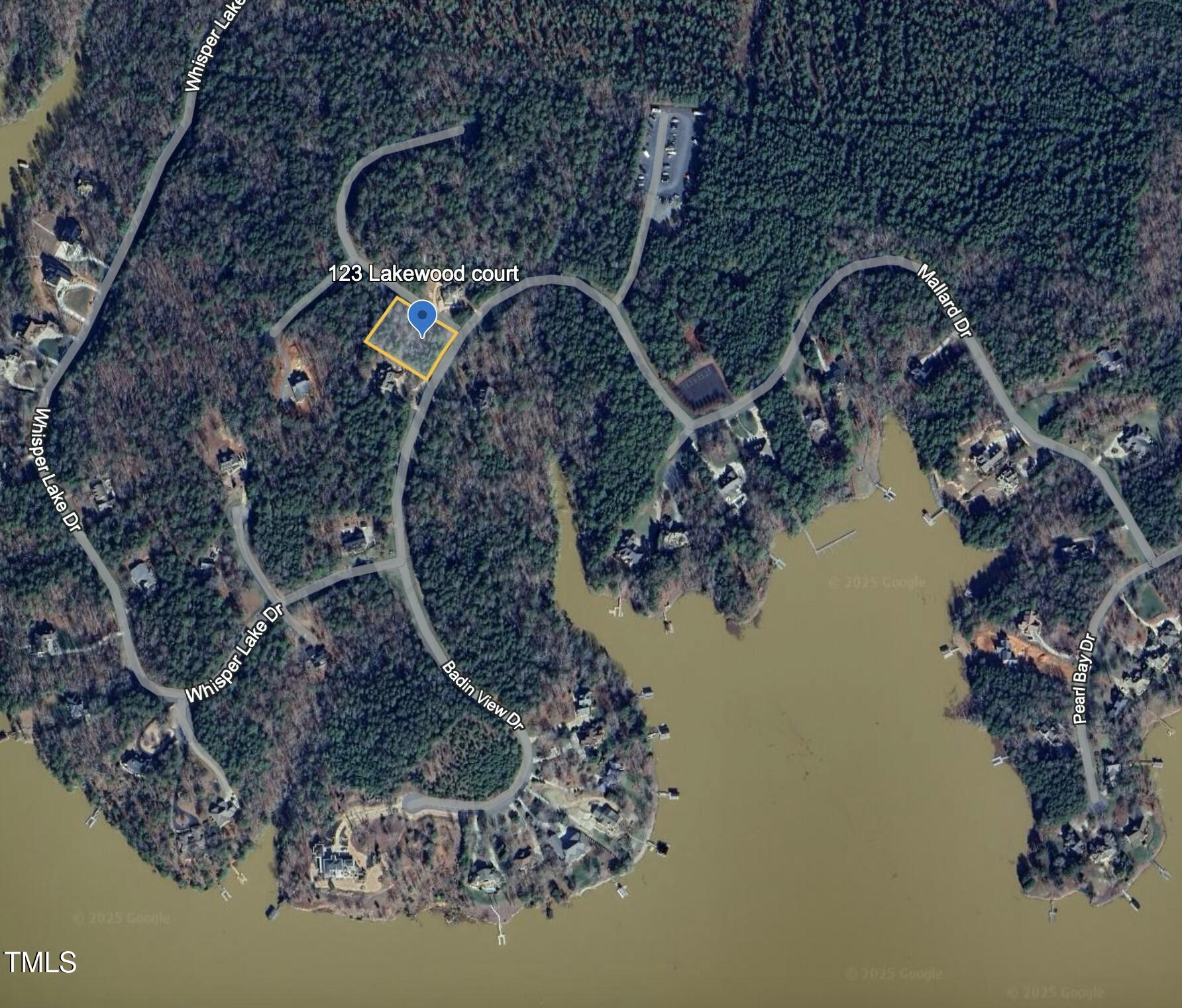 123 Lakewood Court