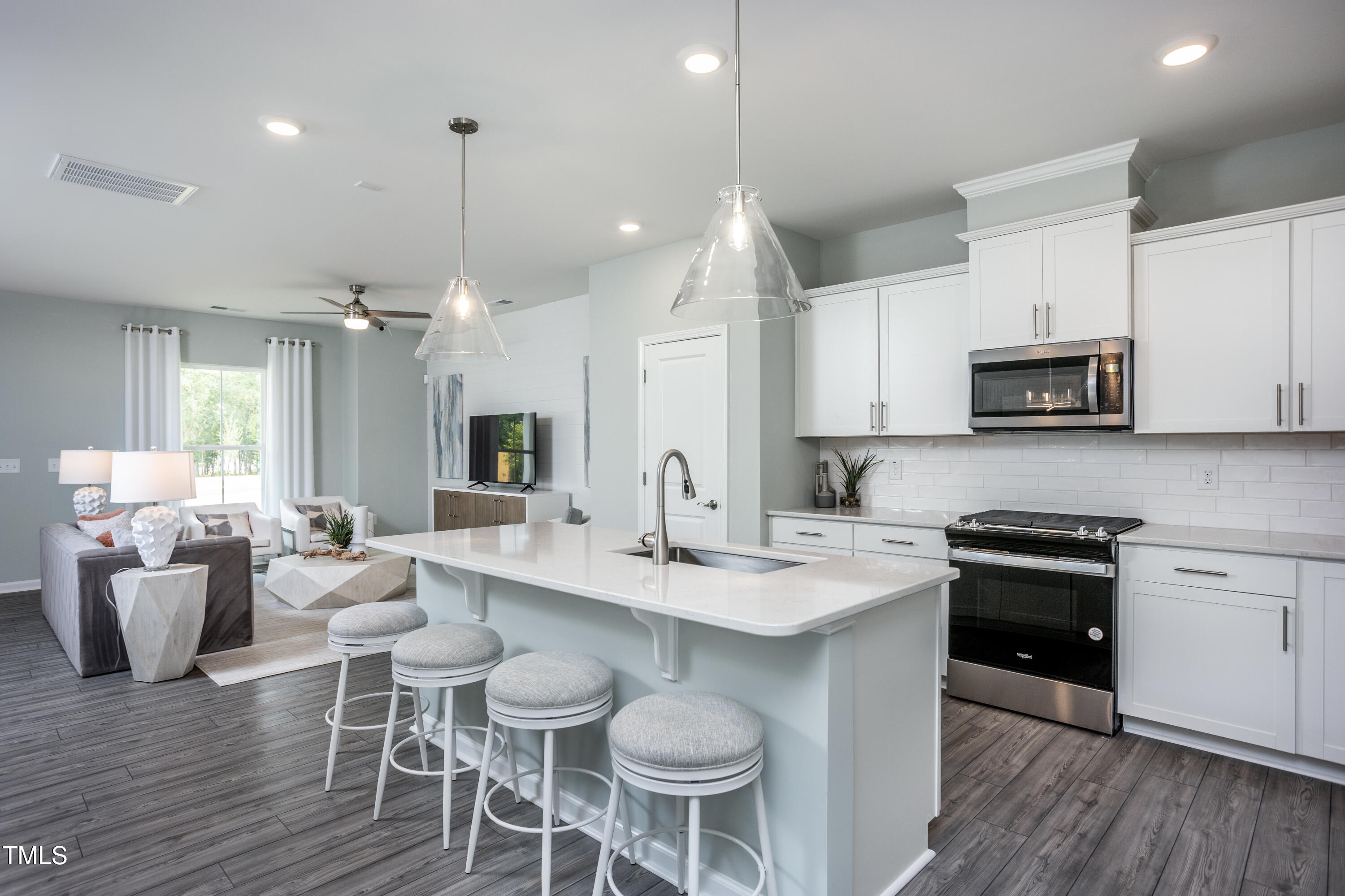 2903 Denson Road