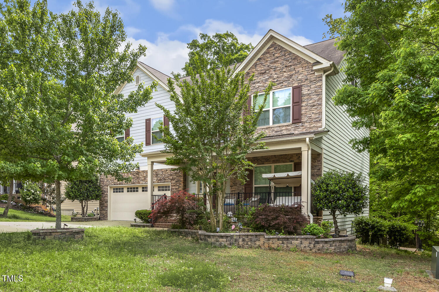 113 Somers Lane