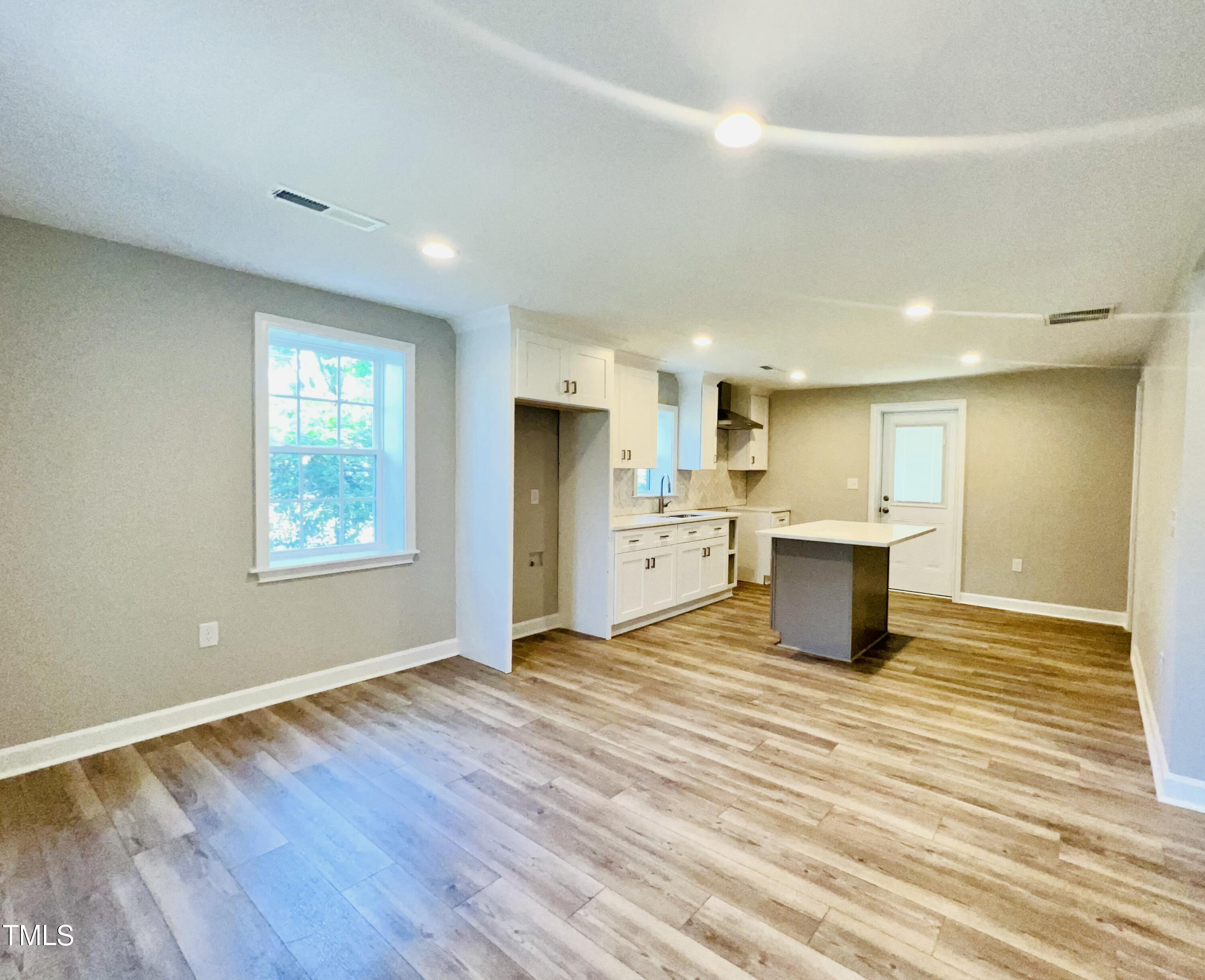 505 E Canary Street