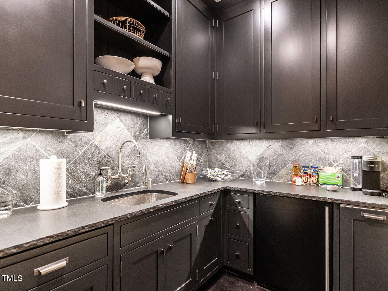 Durham, North Carolina 27713, United States, 5 Bedrooms Bedrooms, ,8 BathroomsBathrooms,Residential,Active,208938