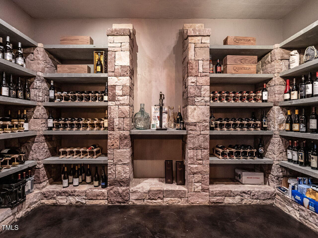 Durham, North Carolina 27713, United States, 5 Bedrooms Bedrooms, ,8 BathroomsBathrooms,Residential,Active,208938