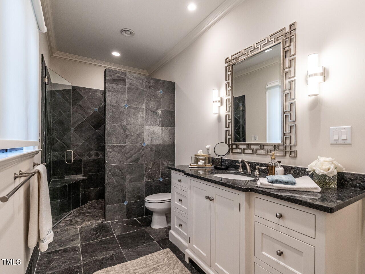 Durham, North Carolina 27713, United States, 5 Bedrooms Bedrooms, ,8 BathroomsBathrooms,Residential,Active,208938