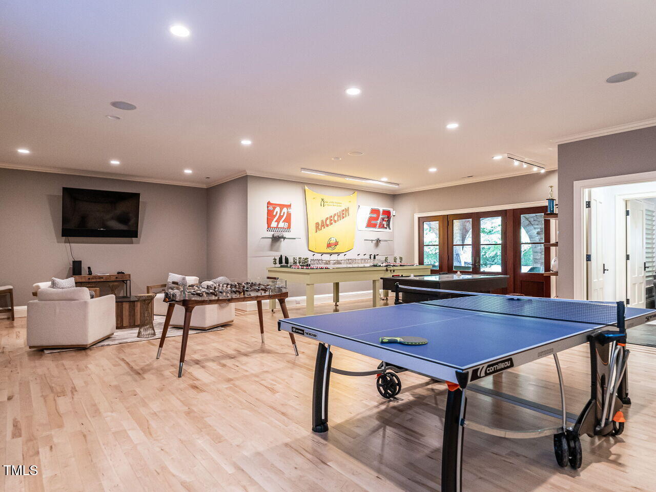 Durham, North Carolina 27713, United States, 5 Bedrooms Bedrooms, ,8 BathroomsBathrooms,Residential,Active,208938