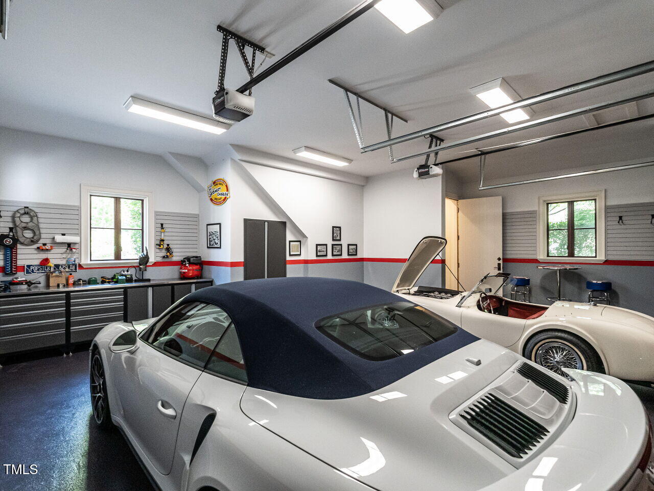 Durham, North Carolina 27713, United States, 5 Bedrooms Bedrooms, ,8 BathroomsBathrooms,Residential,Active,208938