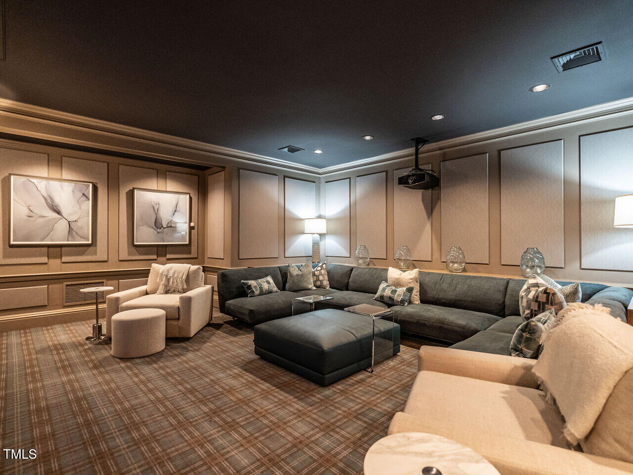 Durham, North Carolina 27713, United States, 5 Bedrooms Bedrooms, ,8 BathroomsBathrooms,Residential,Active,208938