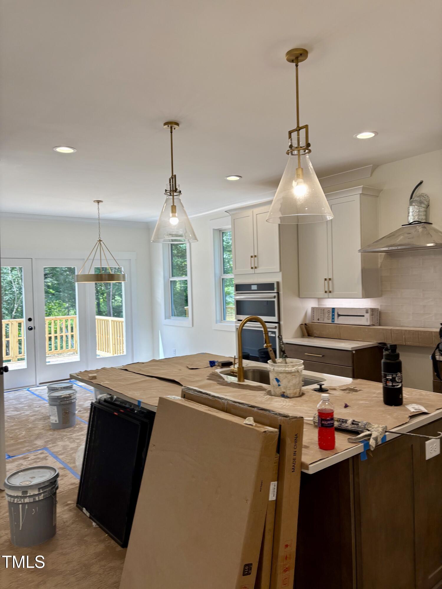 4033 King Charles Road