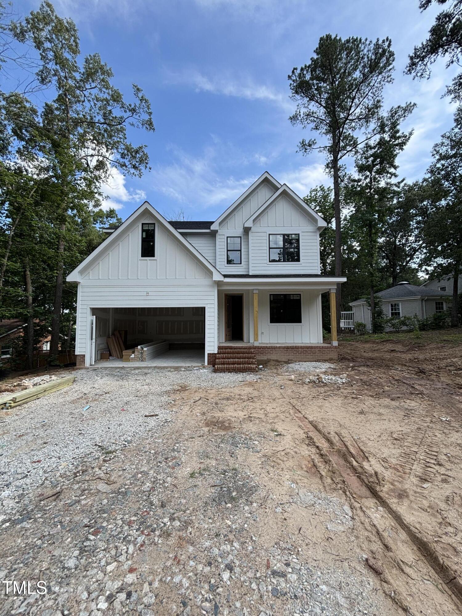 4033 King Charles Road