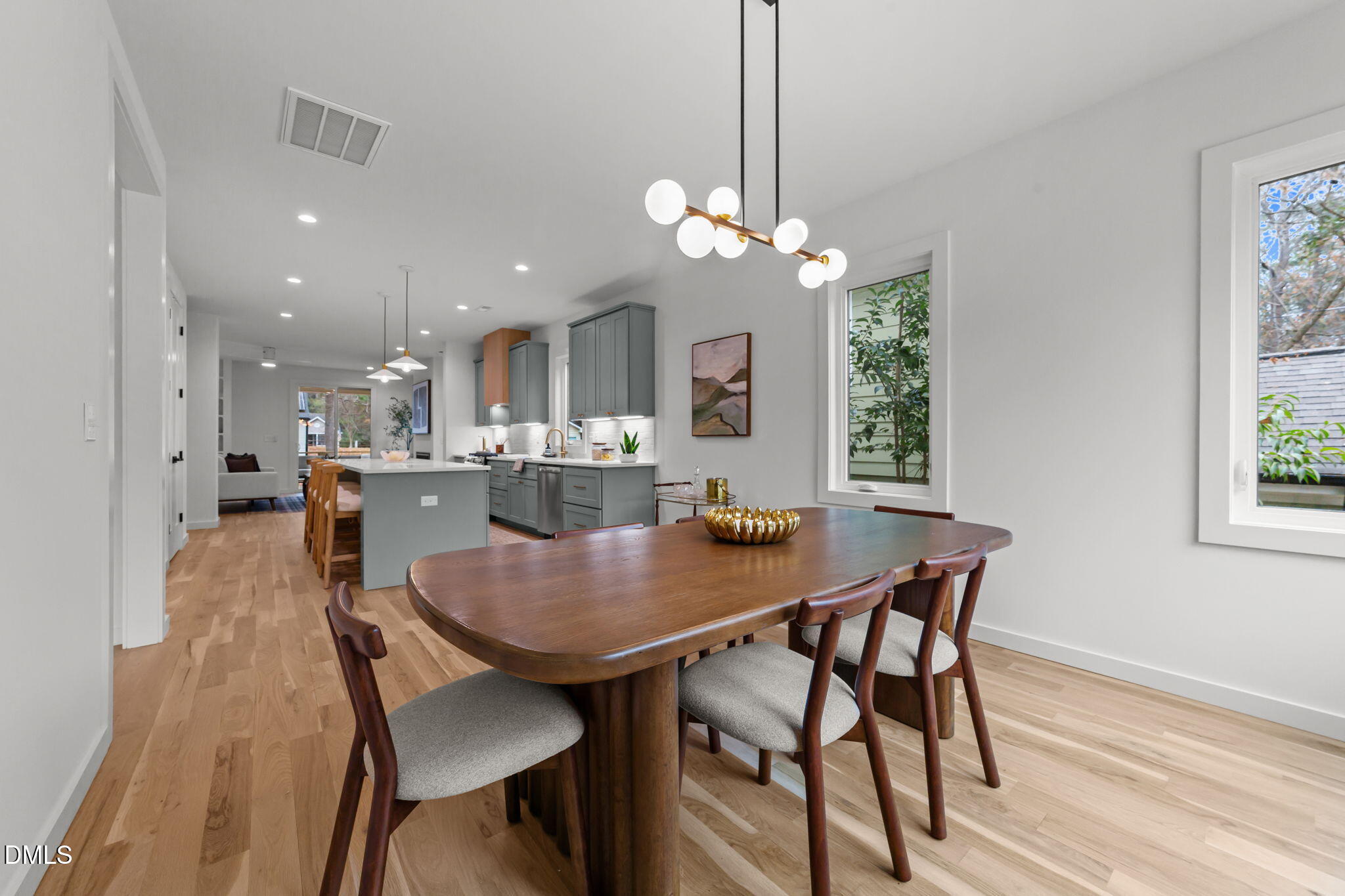 1611 1/2 Malta Avenue