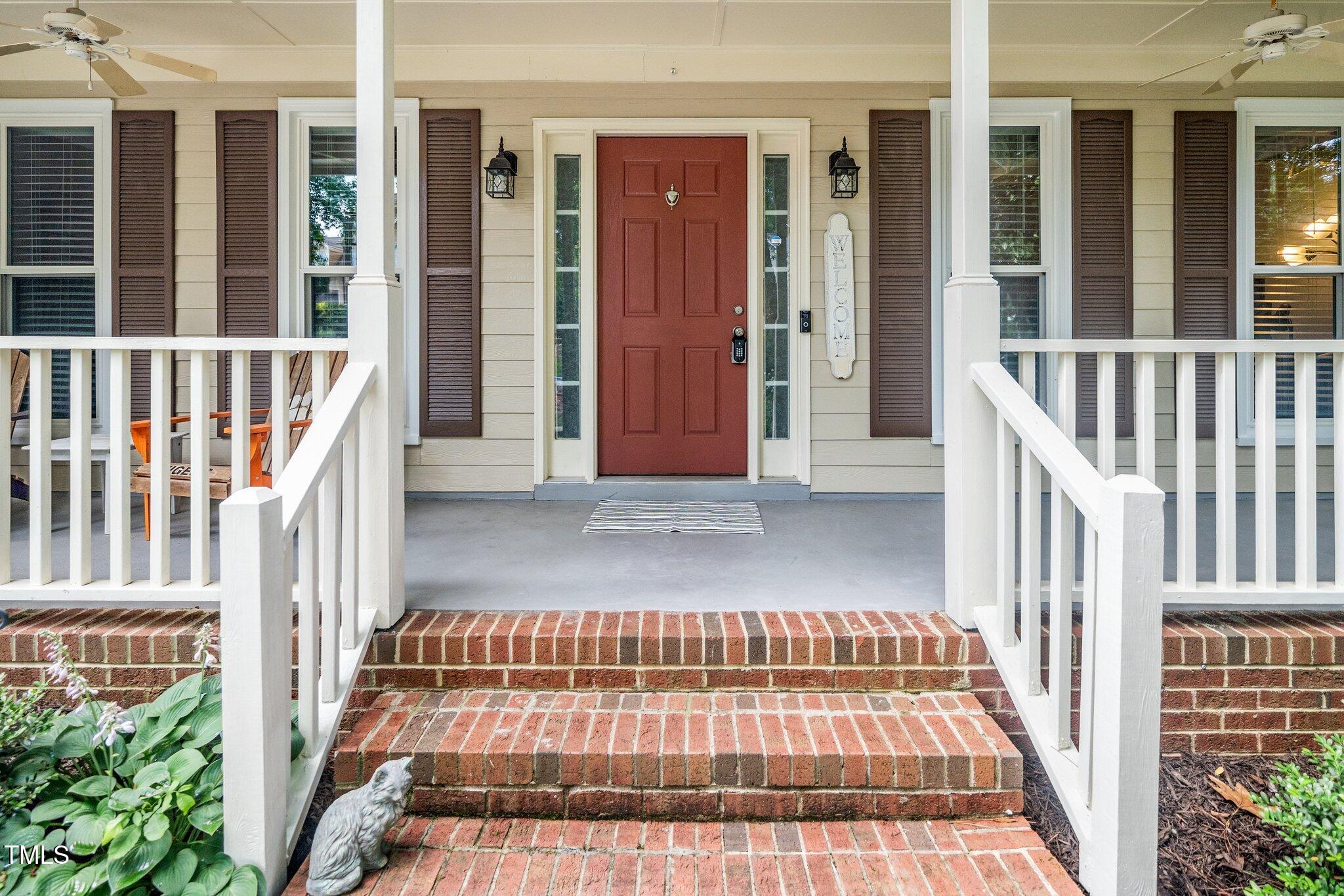 203 W Hill Drive