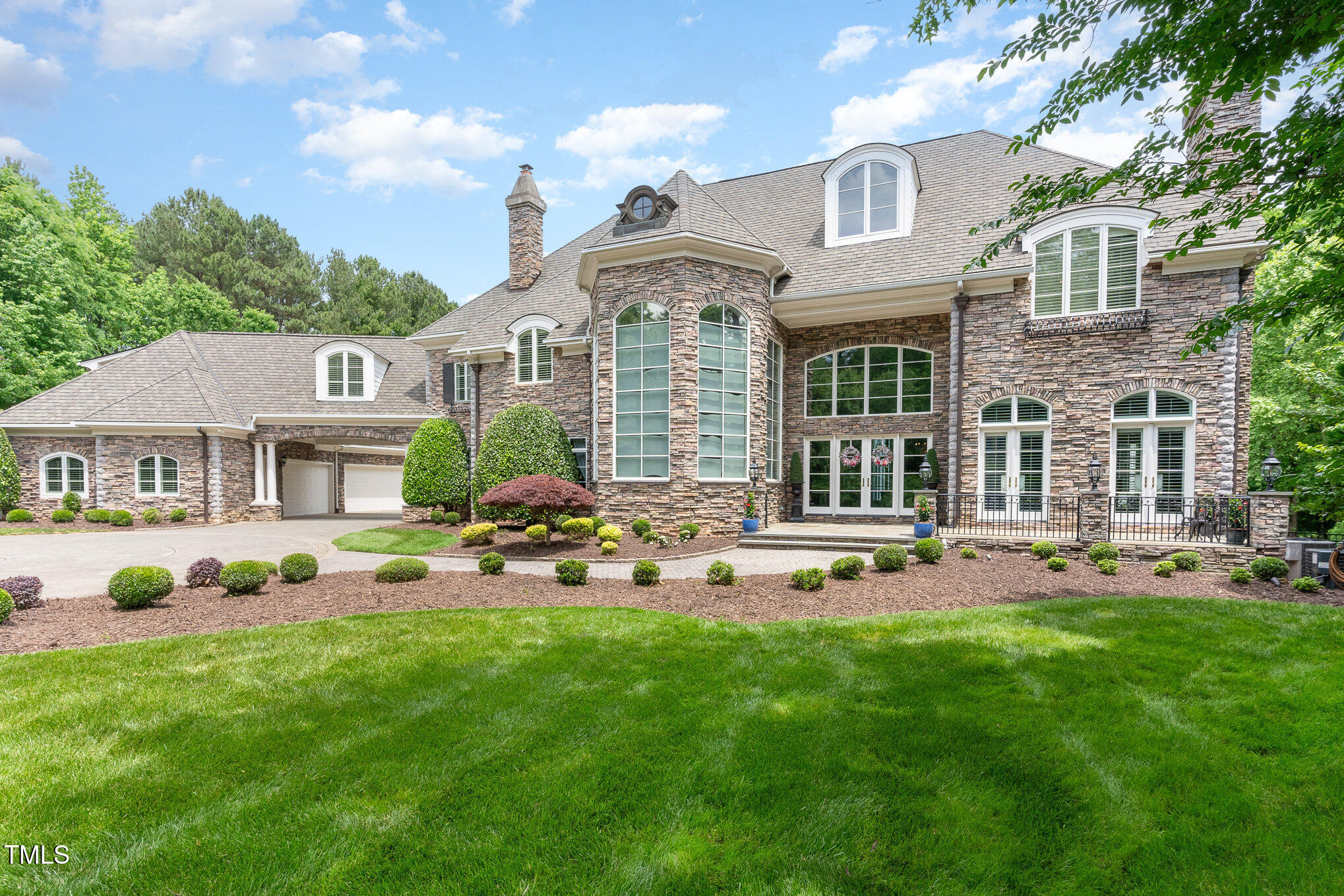 1801 Oatlands Court