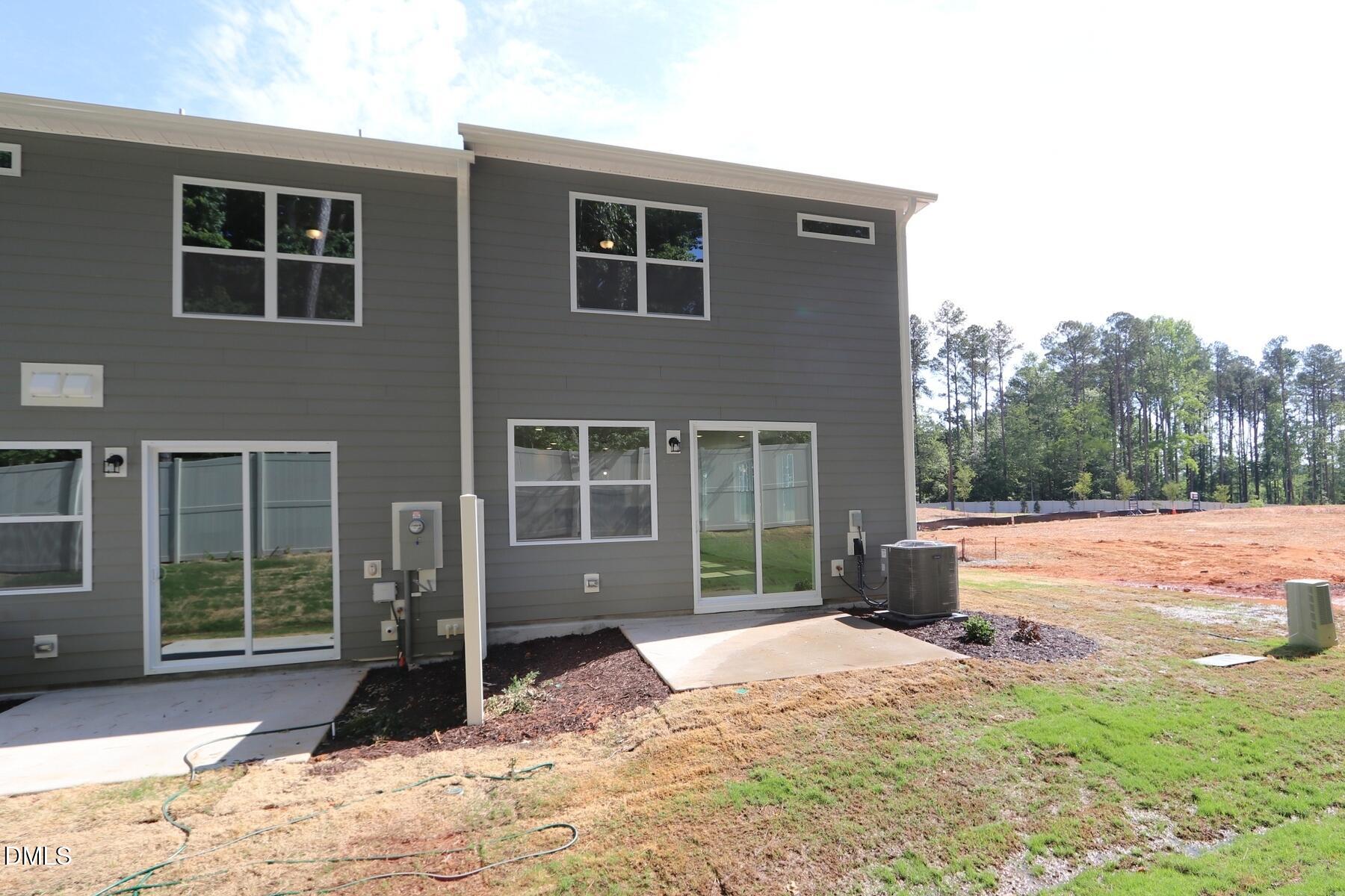 2913 Spring Manor Way