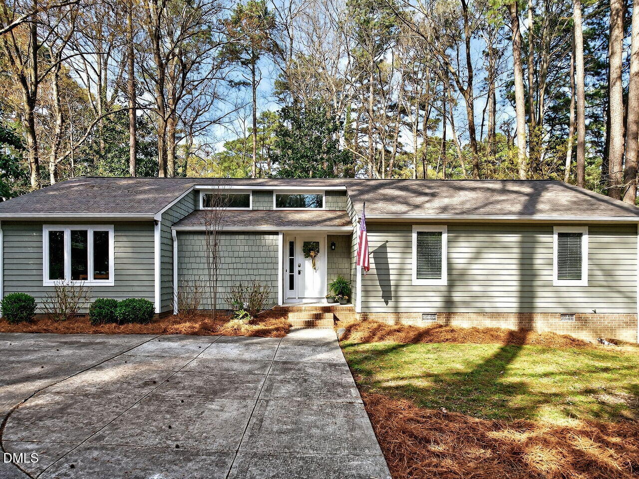 111 Ed Simmons Court