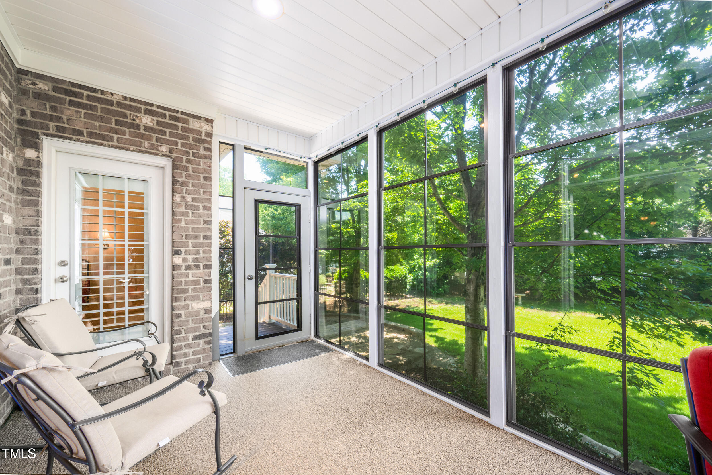 1218 Crystalwater Drive