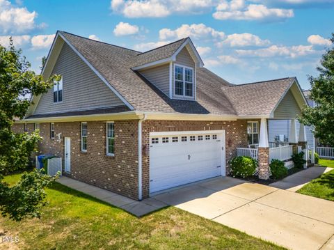1218 Crystalwater Drive Fuquay Varina NC 27526
