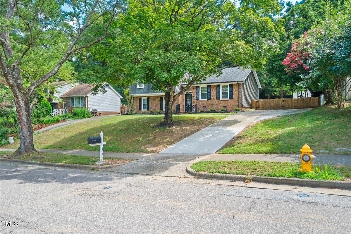 5104 Cedarwood Drive