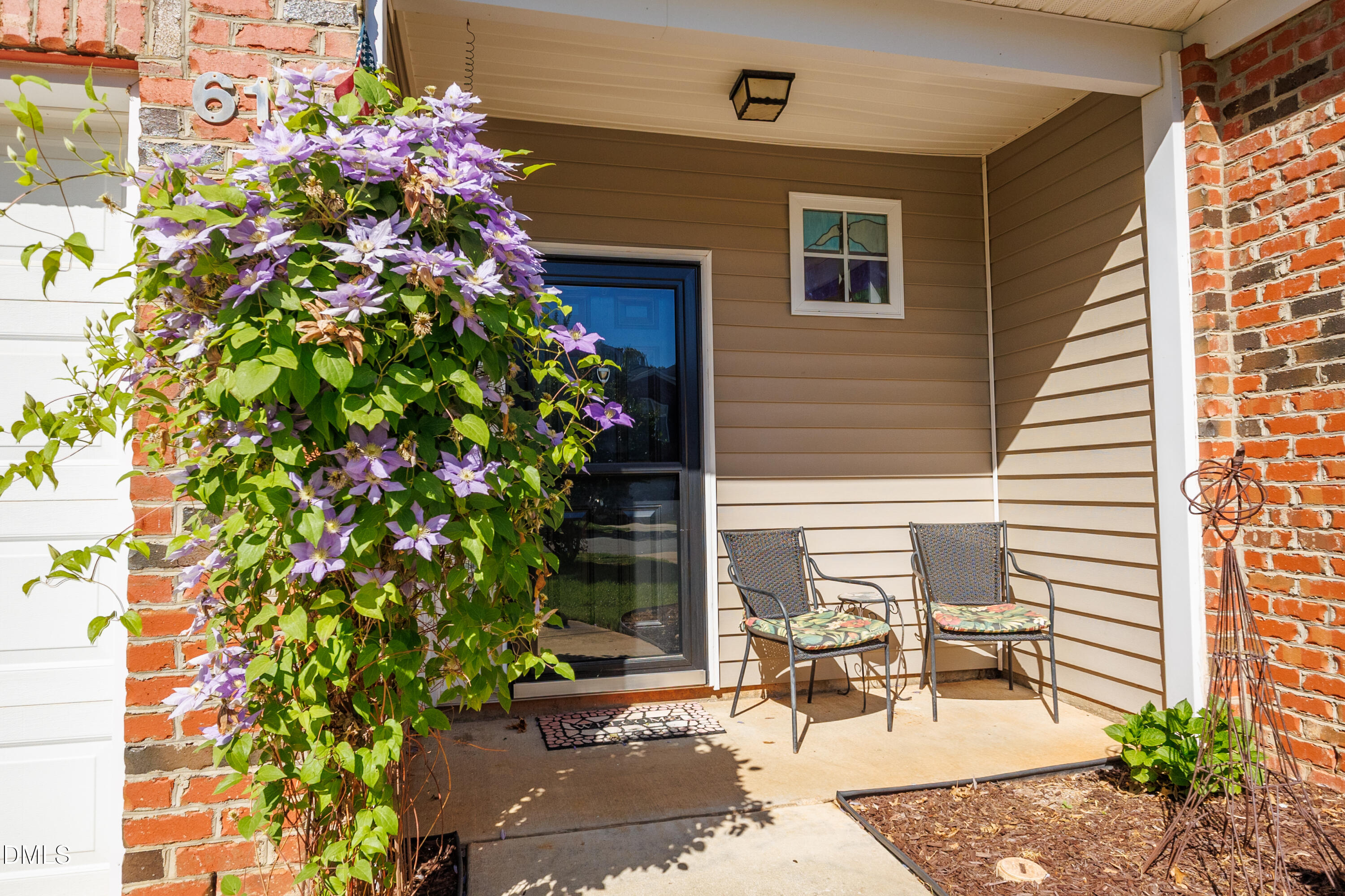 615 Oakfield Trail
