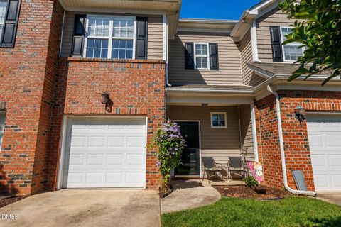 615 Oakfield Trail Mebane NC 27302