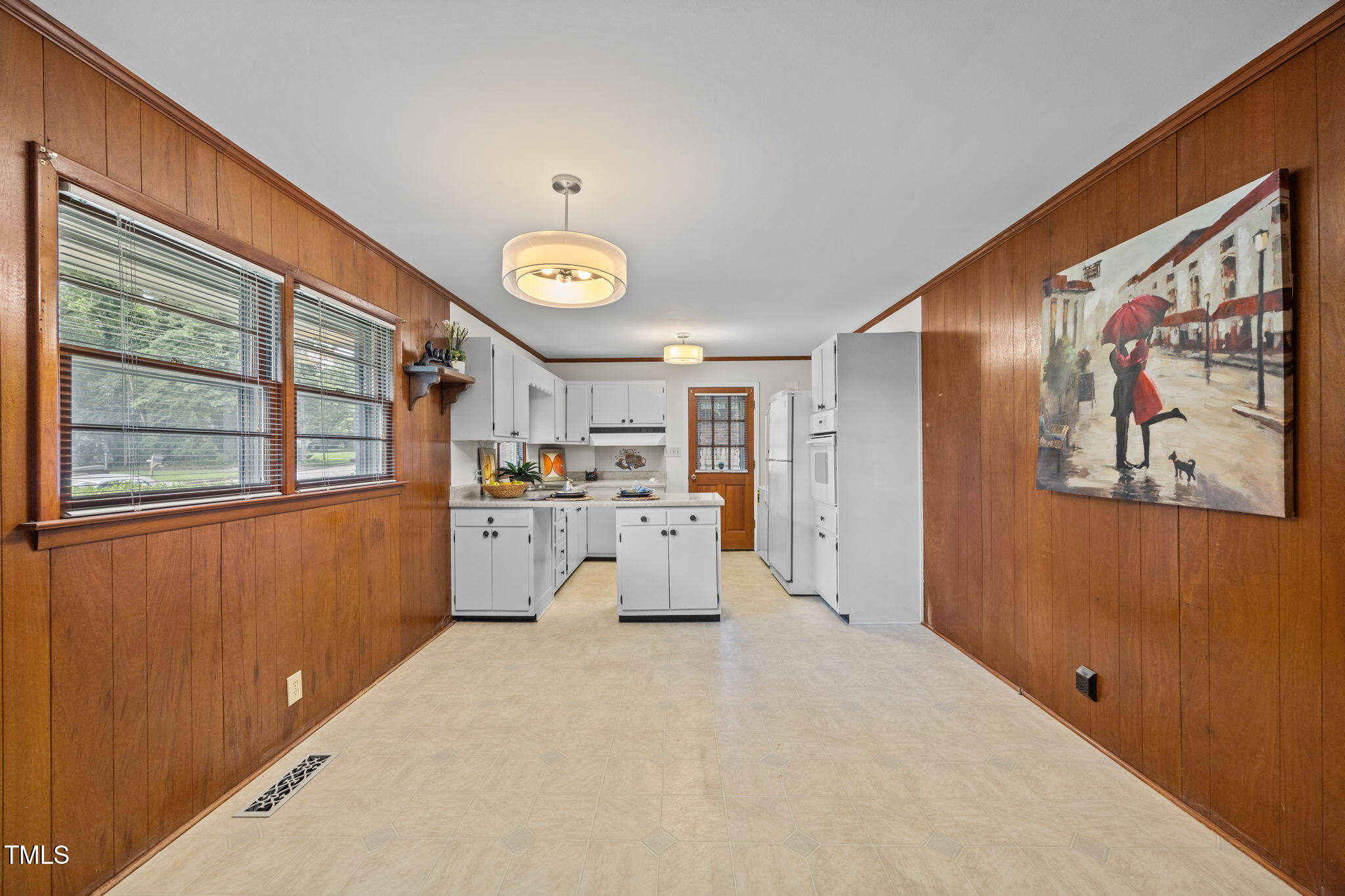 2809 Bardwell Road