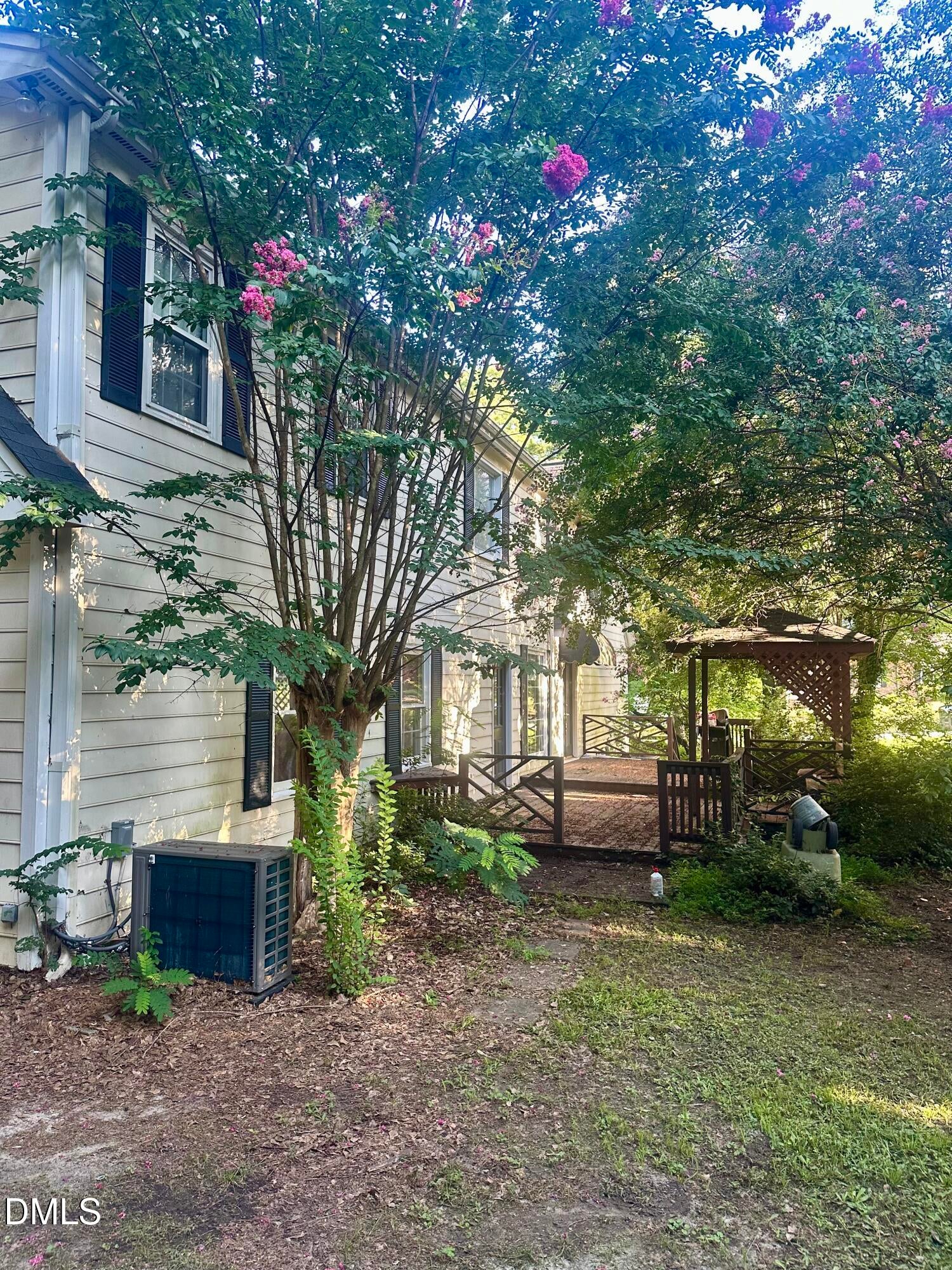 615 Stratford Drive