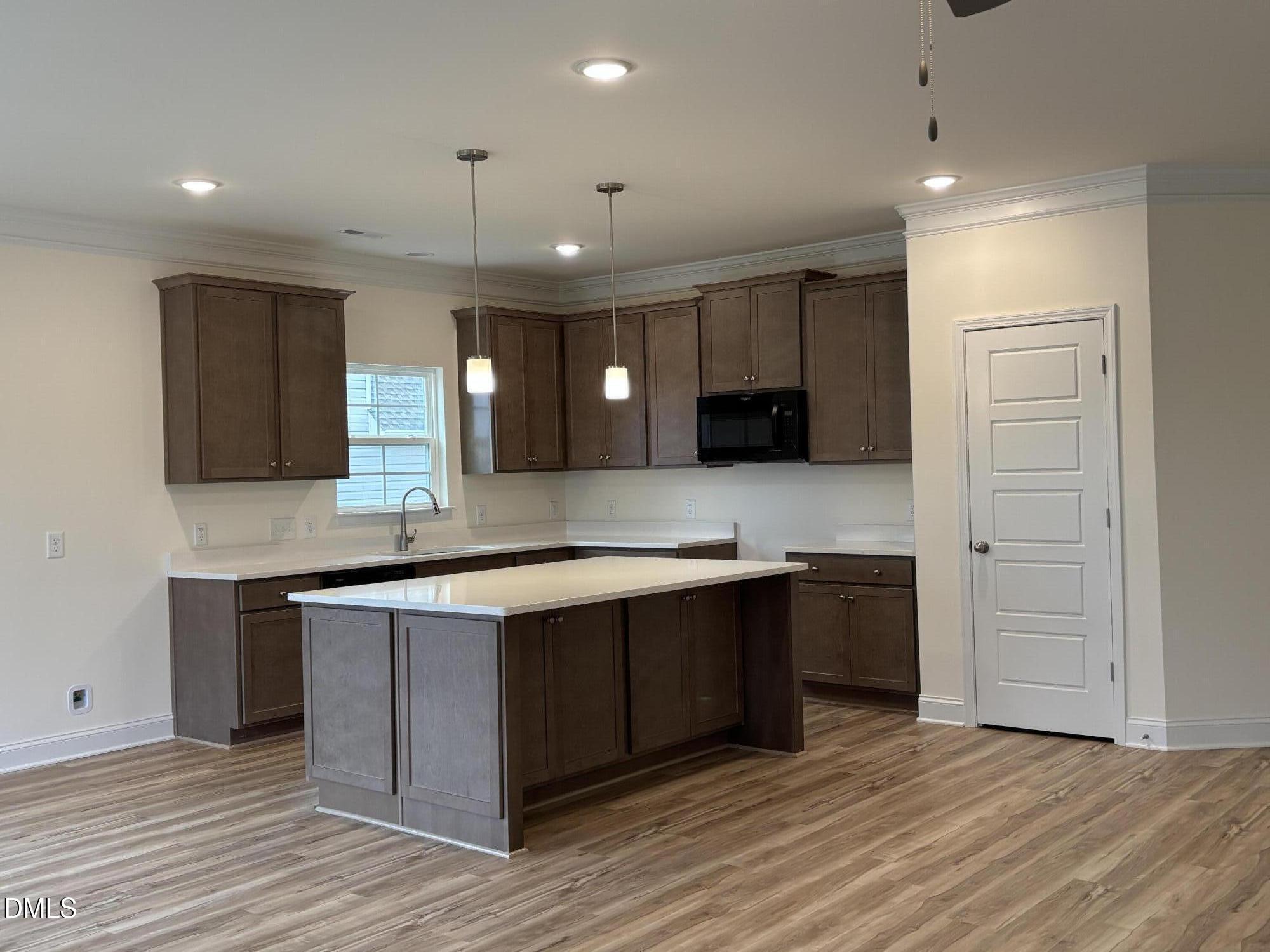 1917 Darrell Drive 5