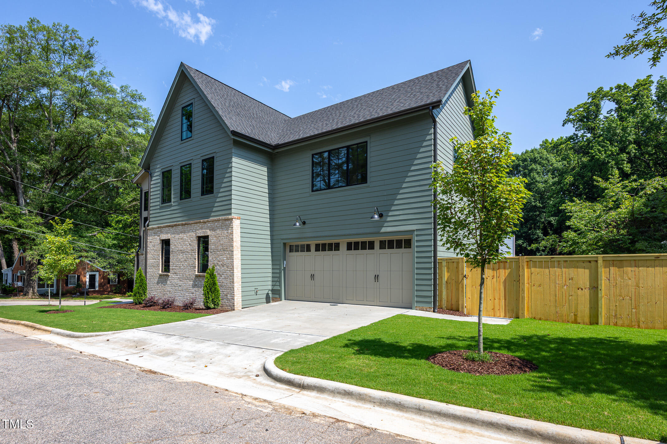 1000 Marilyn Drive