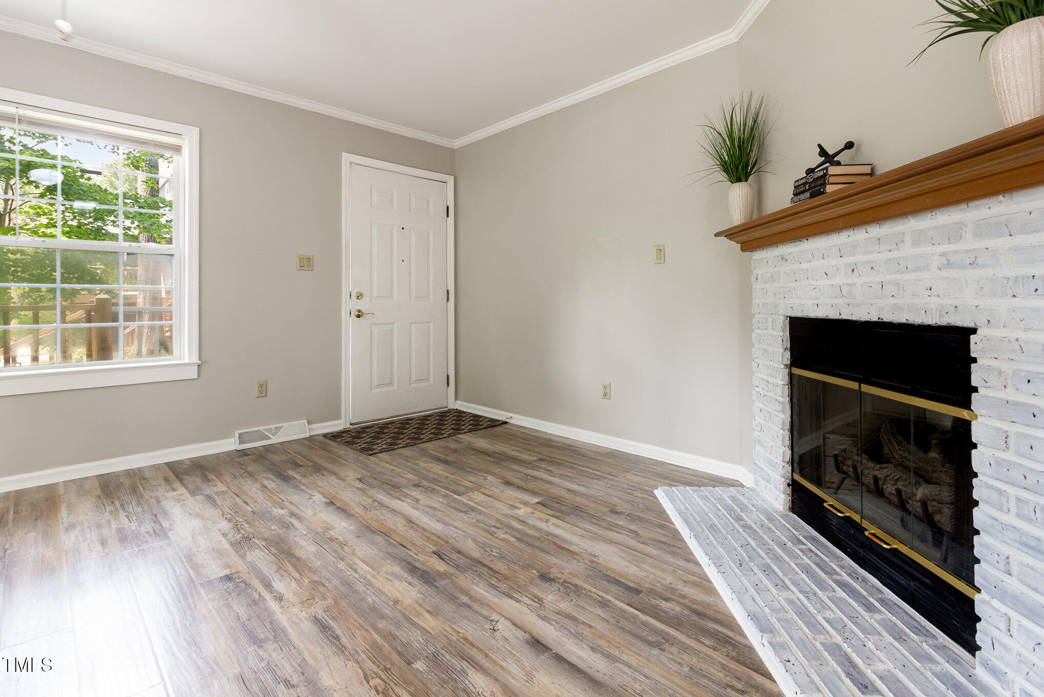 1033 Sagamore Drive