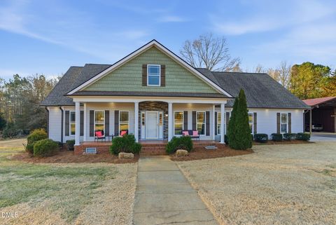 2101 Twin Acres Road Clayton NC 27520